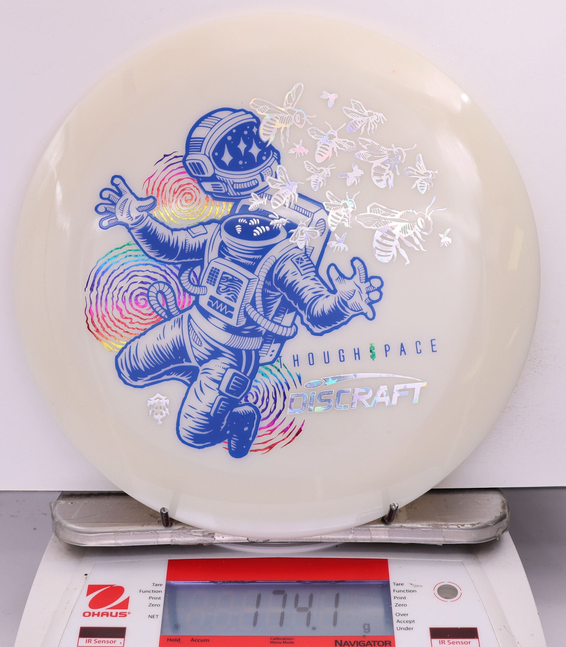 625378 Color Glow Requiem - #22 White, 174