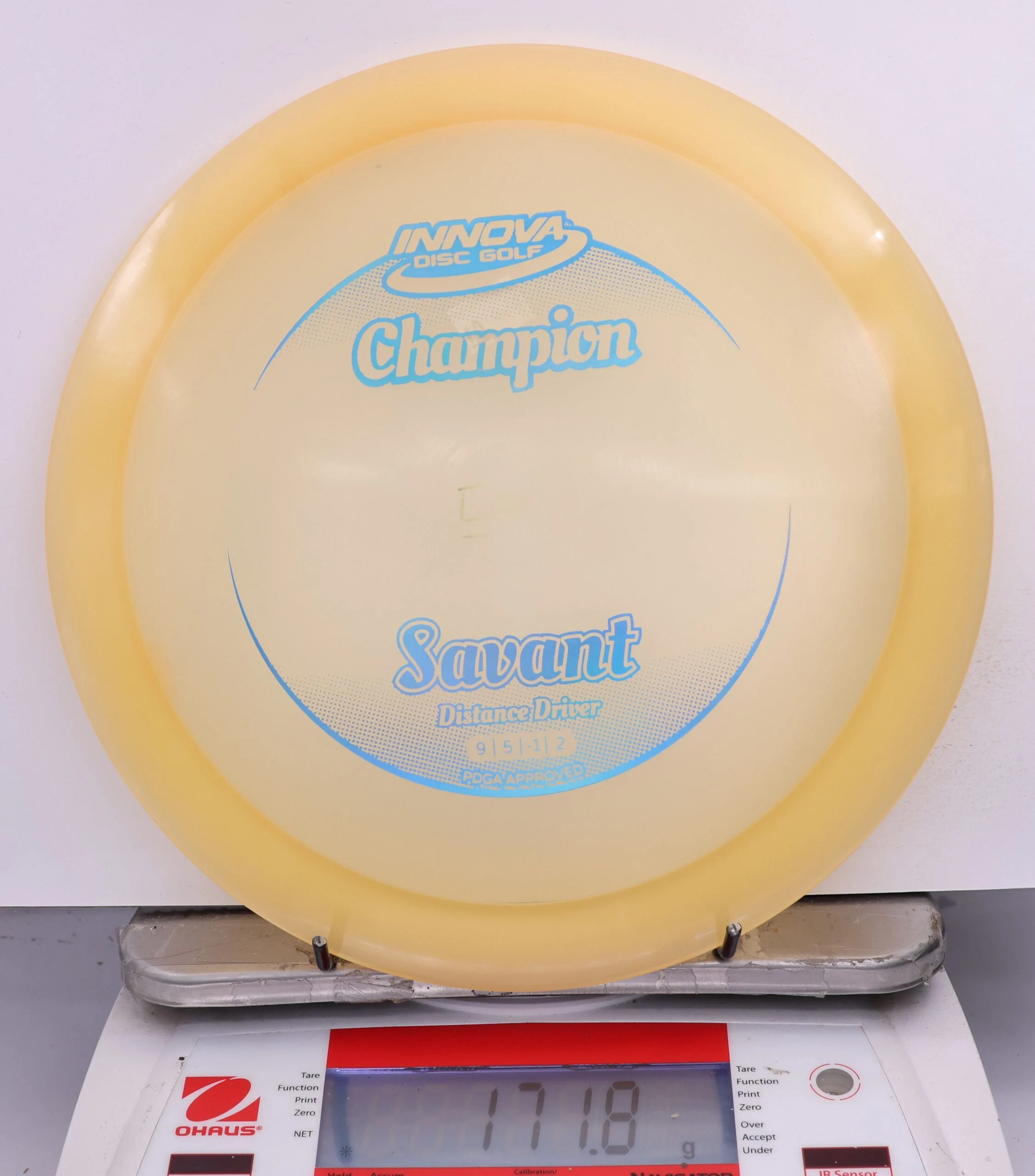 633477 Champion Savant - #01 LtOrange, 172