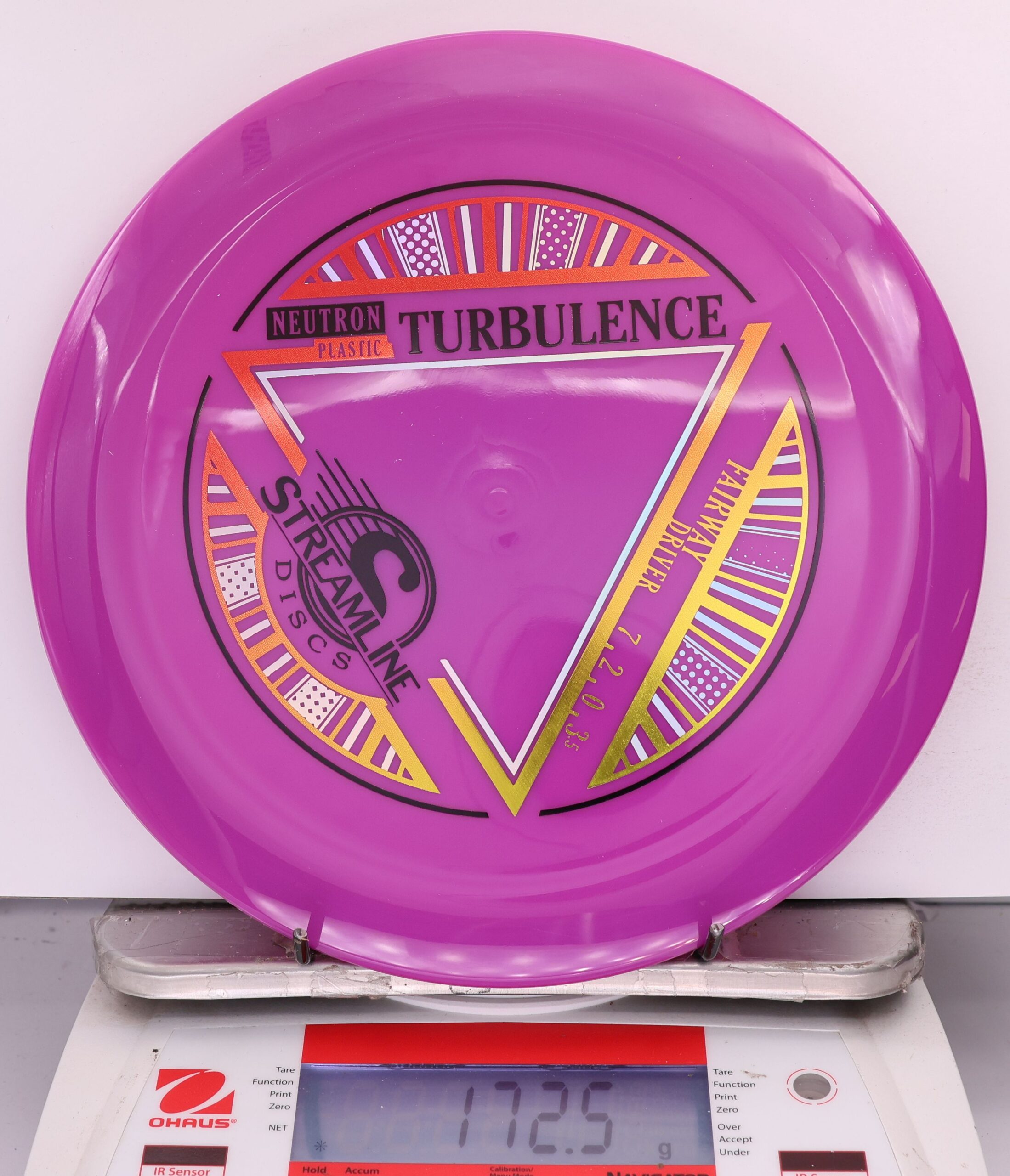 648769 Neutron Turbulence - #70 Purple, 173