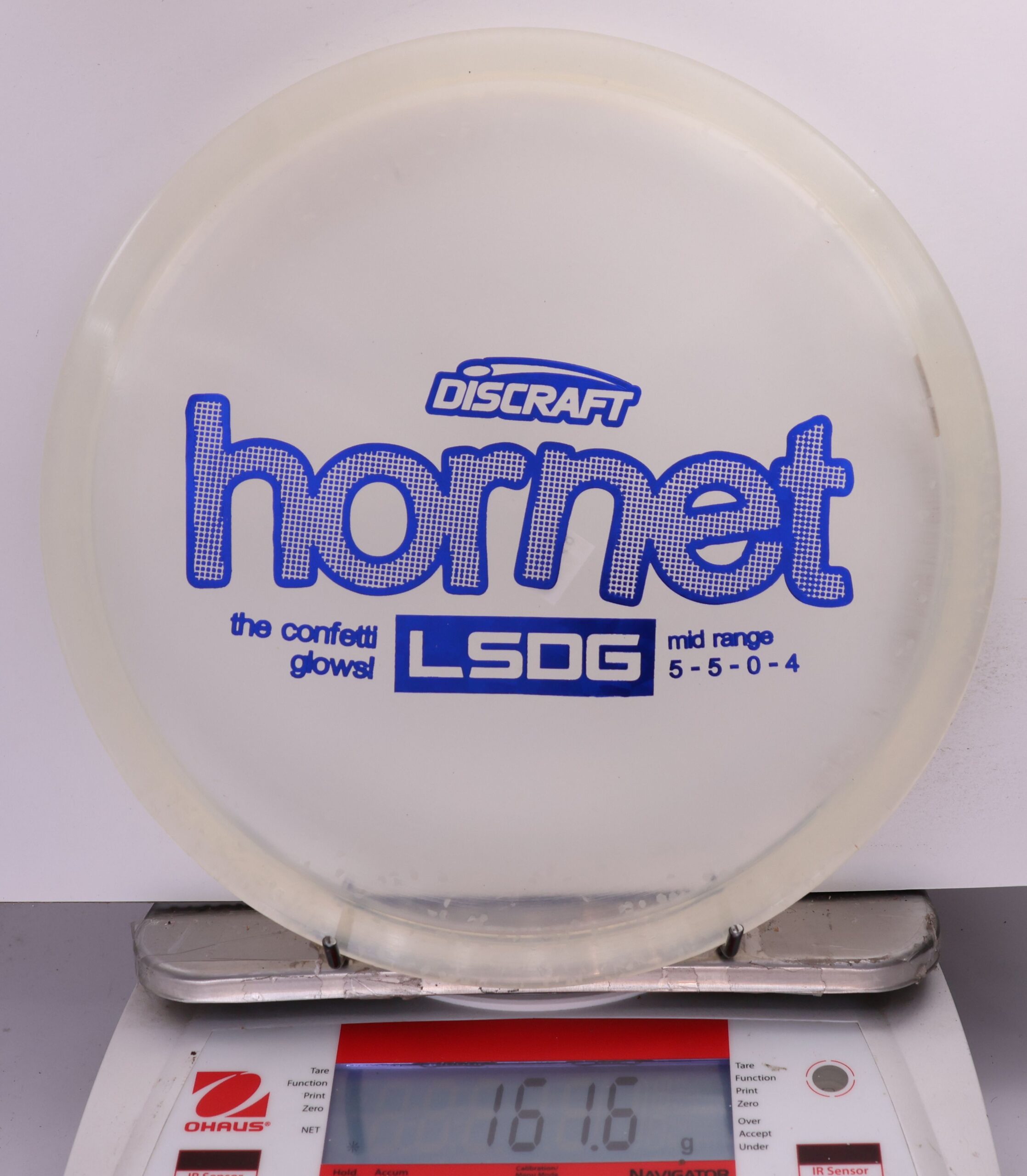 673024 CryZtal Glow-Confetti Hornet, 2026 Ledgestone Edition - #18 Clear, 162