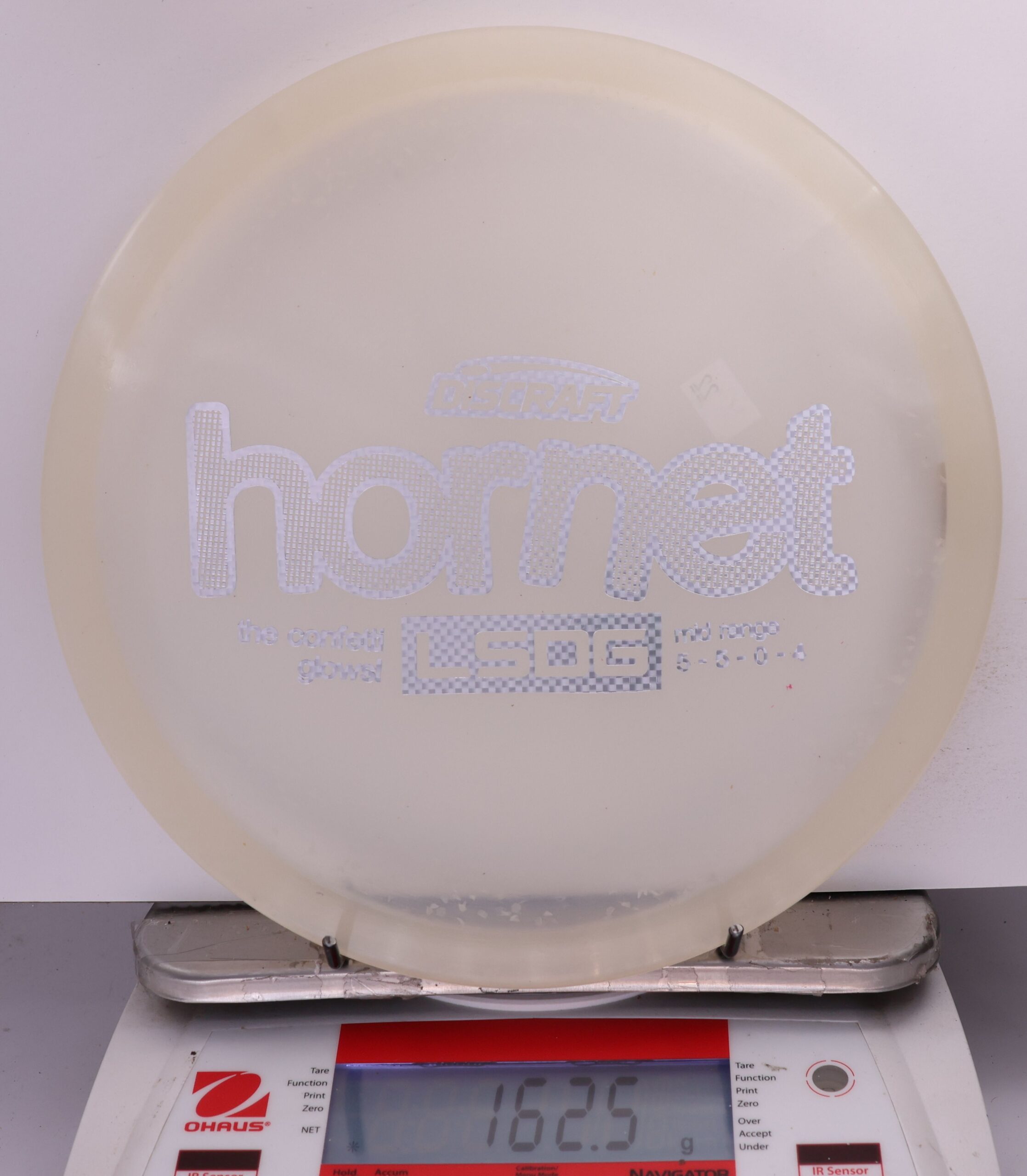 673062 CryZtal Glow-Confetti Hornet, 2026 Ledgestone Edition - #22 Clear, 163