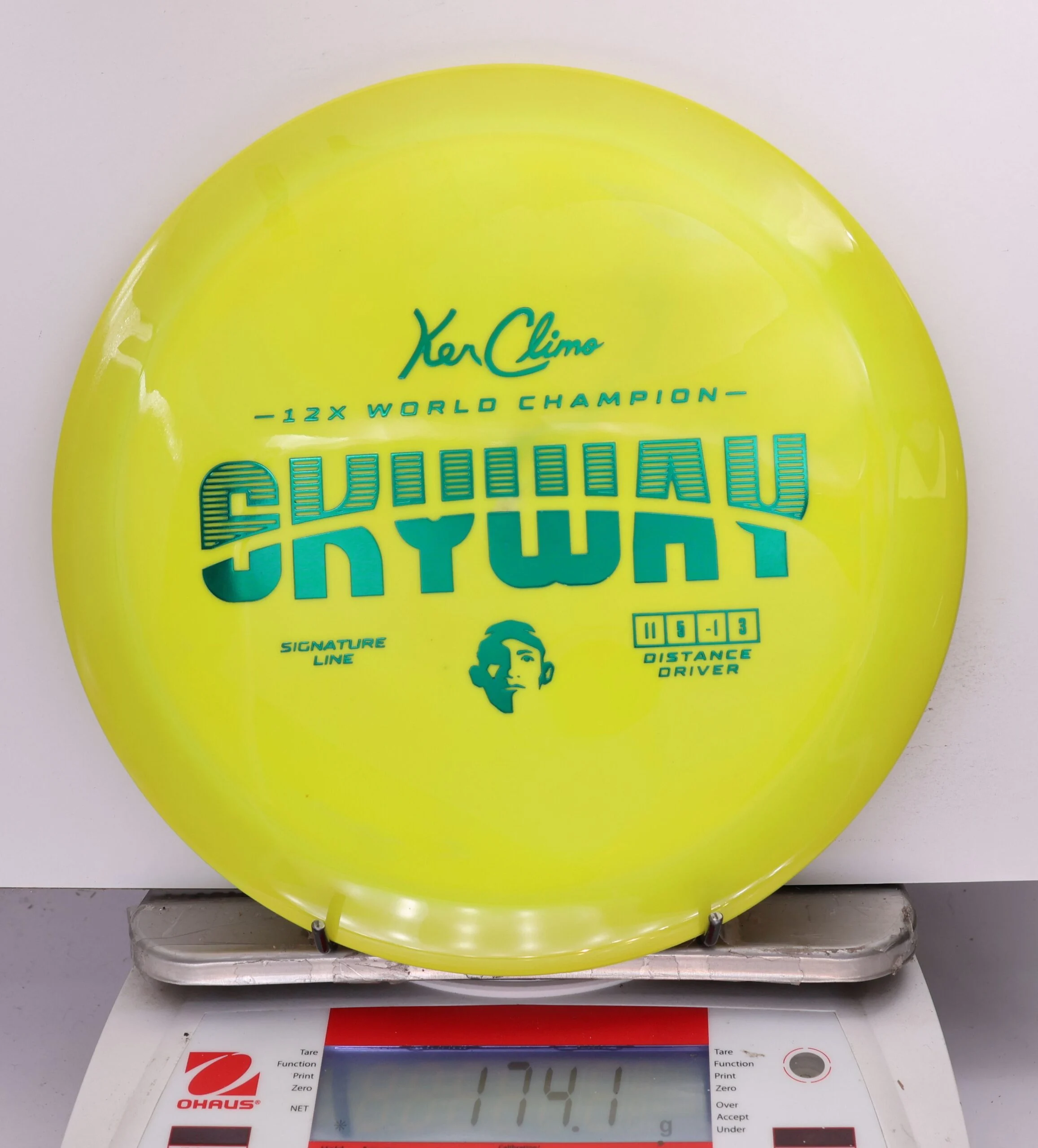 689582 Signature Line Skyway - #207 Grellow, 174