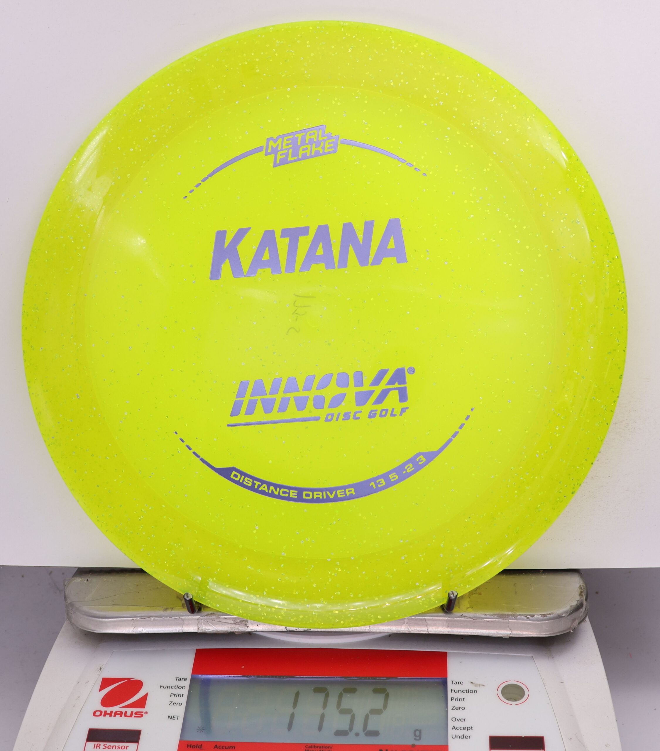 693529 Metal Flake Champion Katana - #413 NYellow, 175