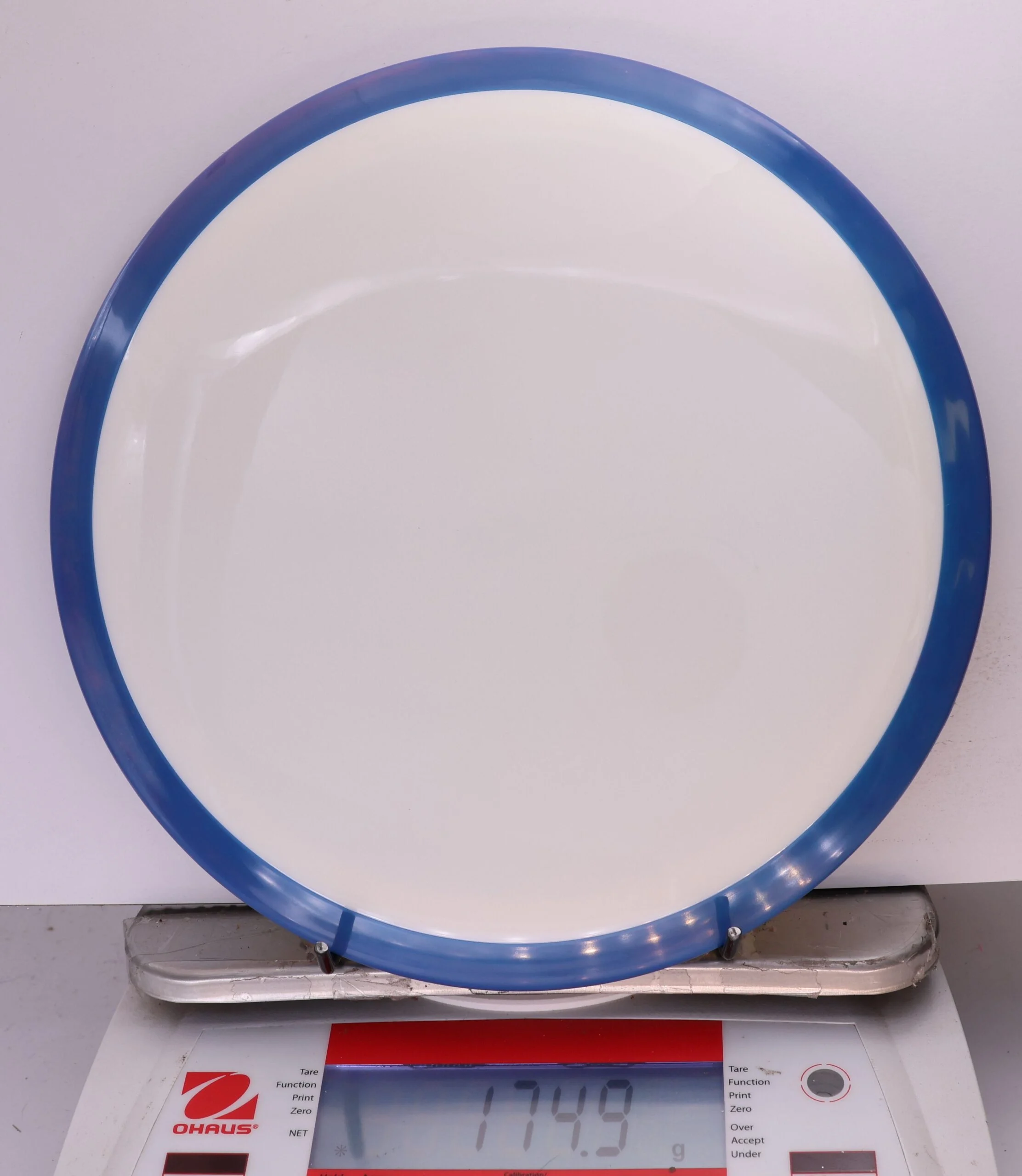 696473 Neutron Defy, White - No Stamp - #223 Blurple, 175