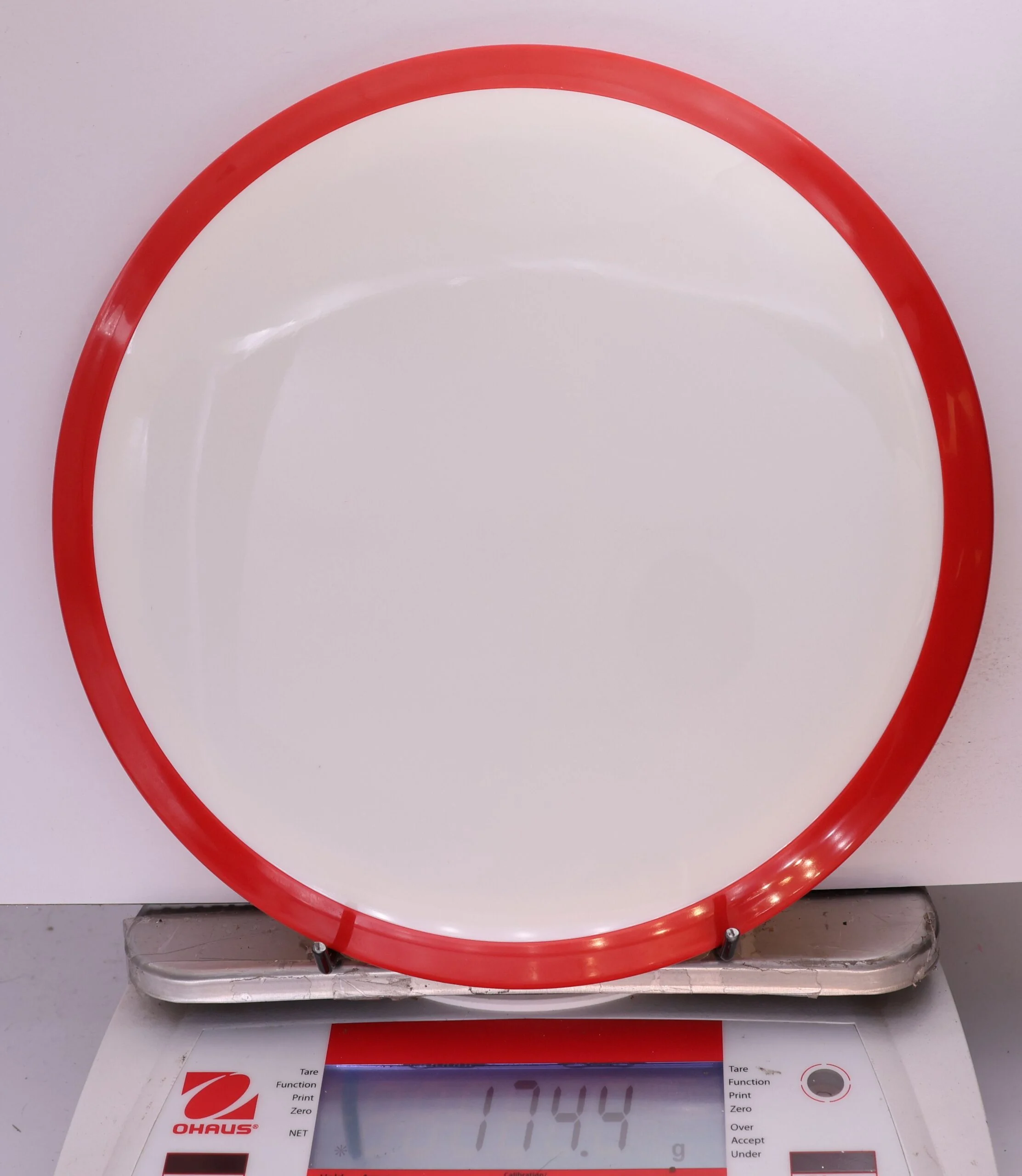 696493 Neutron Defy, White - No Stamp - #229 Red, 174