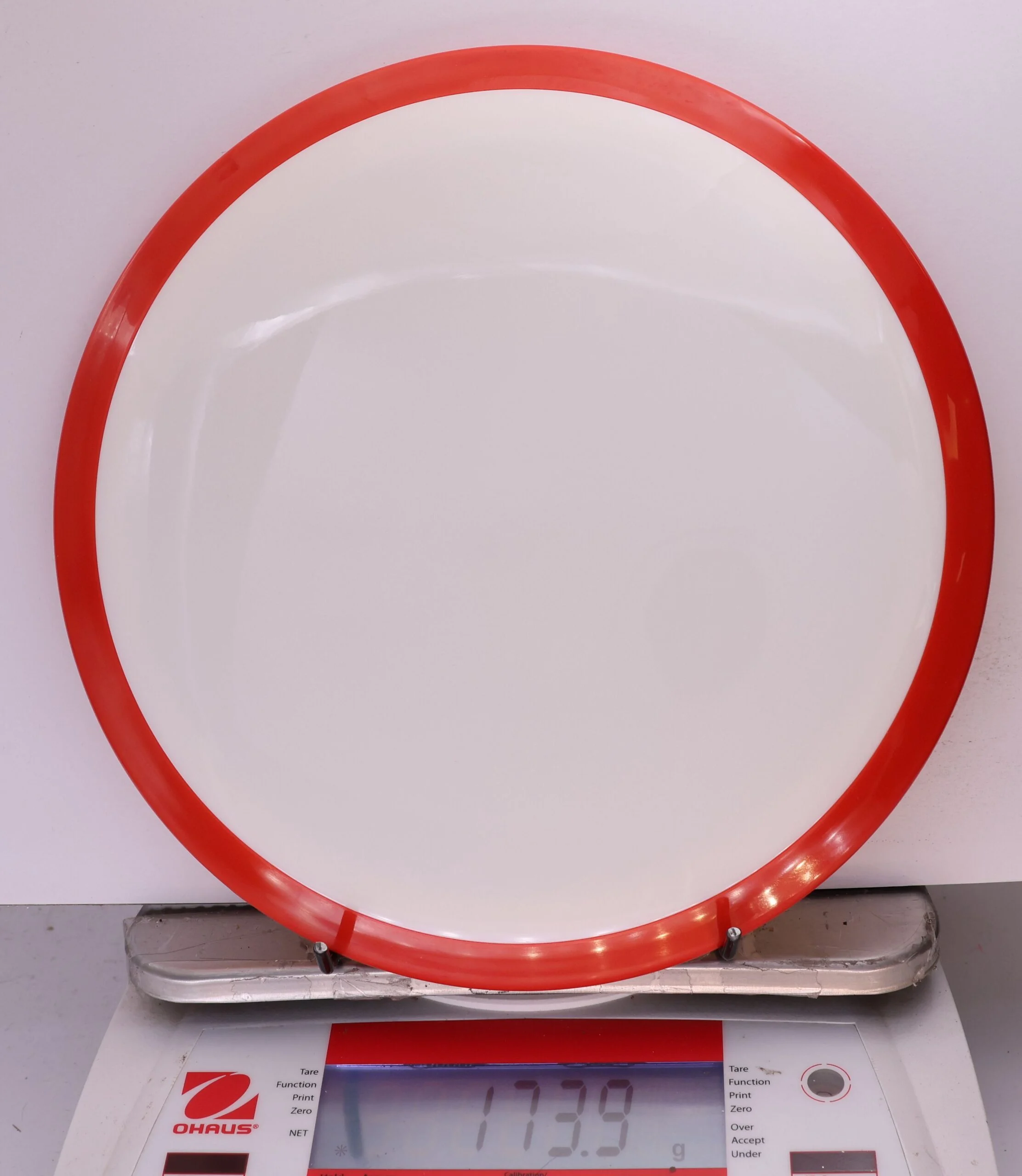 696494 Neutron Defy, White - No Stamp - #230 Red, 174