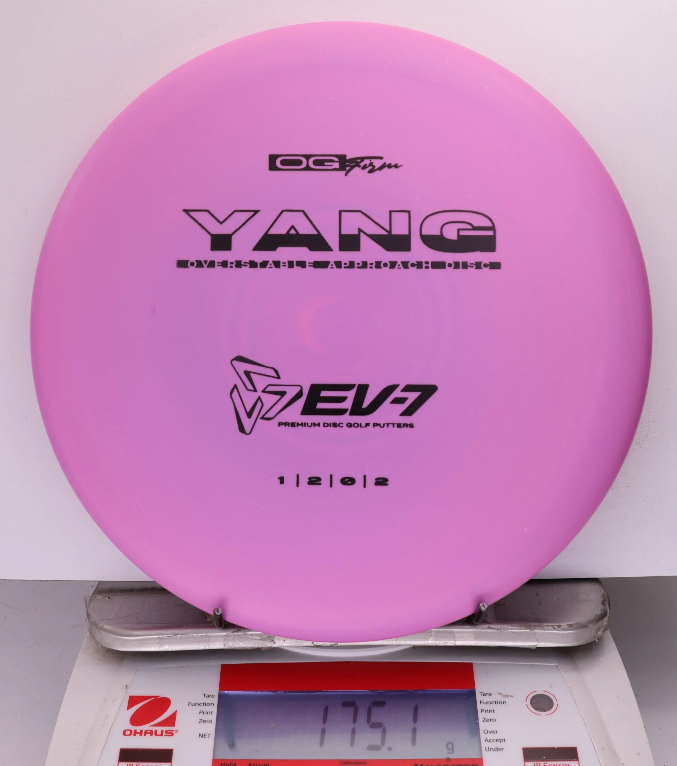 700695 EV-7 Yang, OG Firm - #208 Magenta, 175