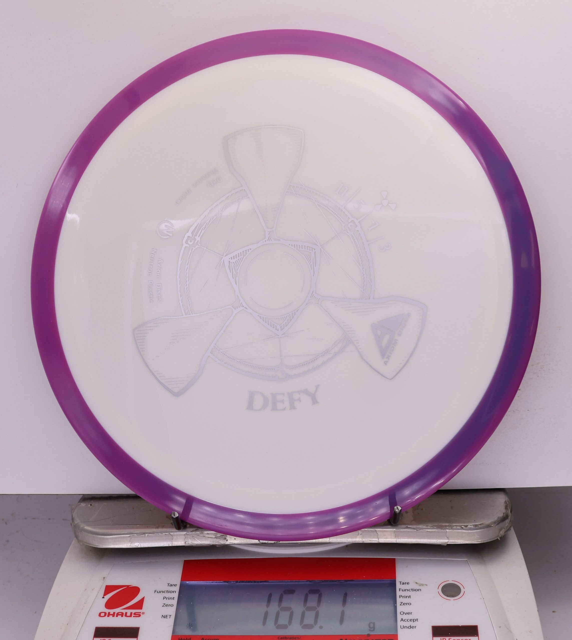 715730 Neutron Defy - #283 Purple, 168