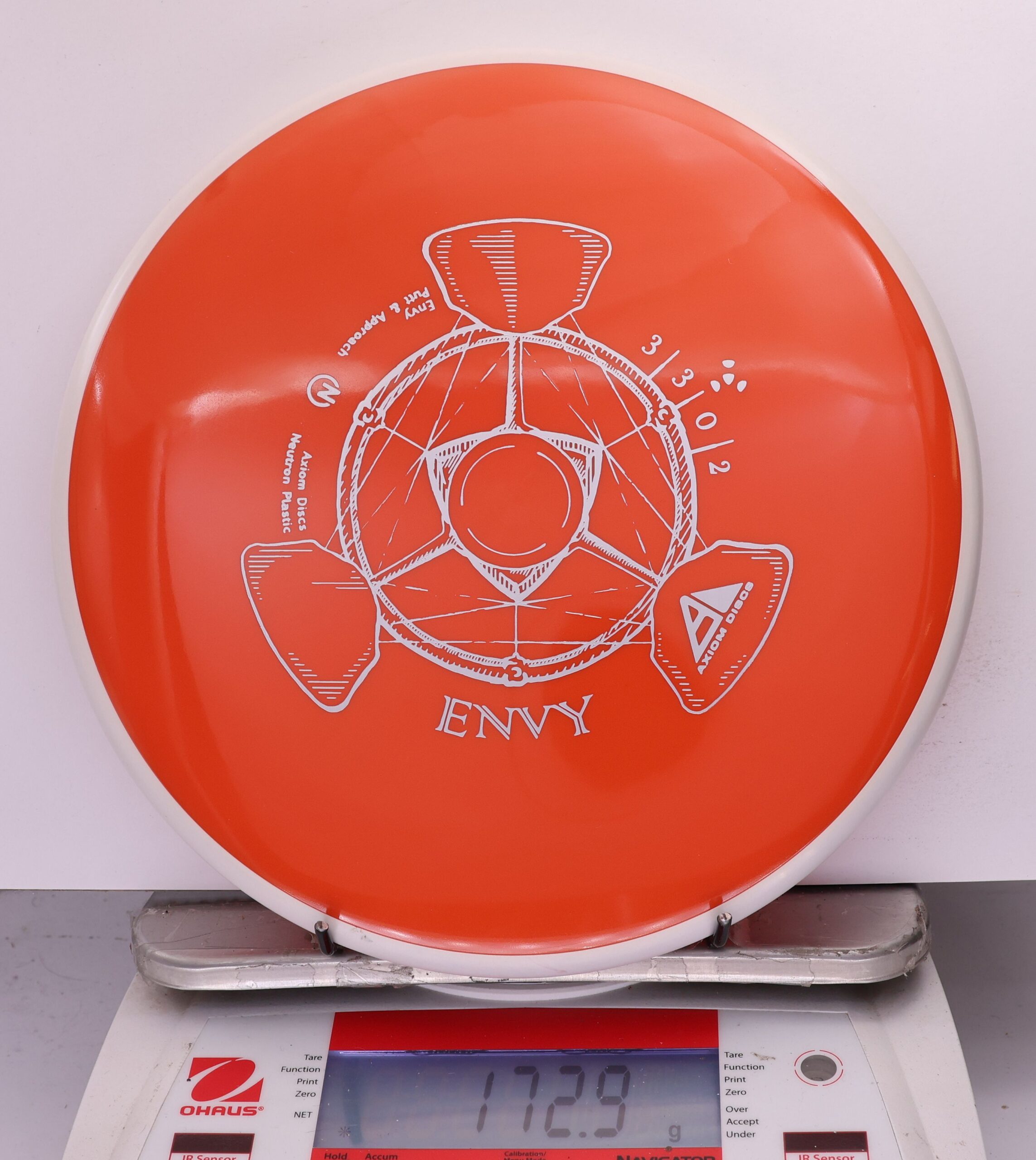 715882 Neutron Envy - #280 White-Orange, 173
