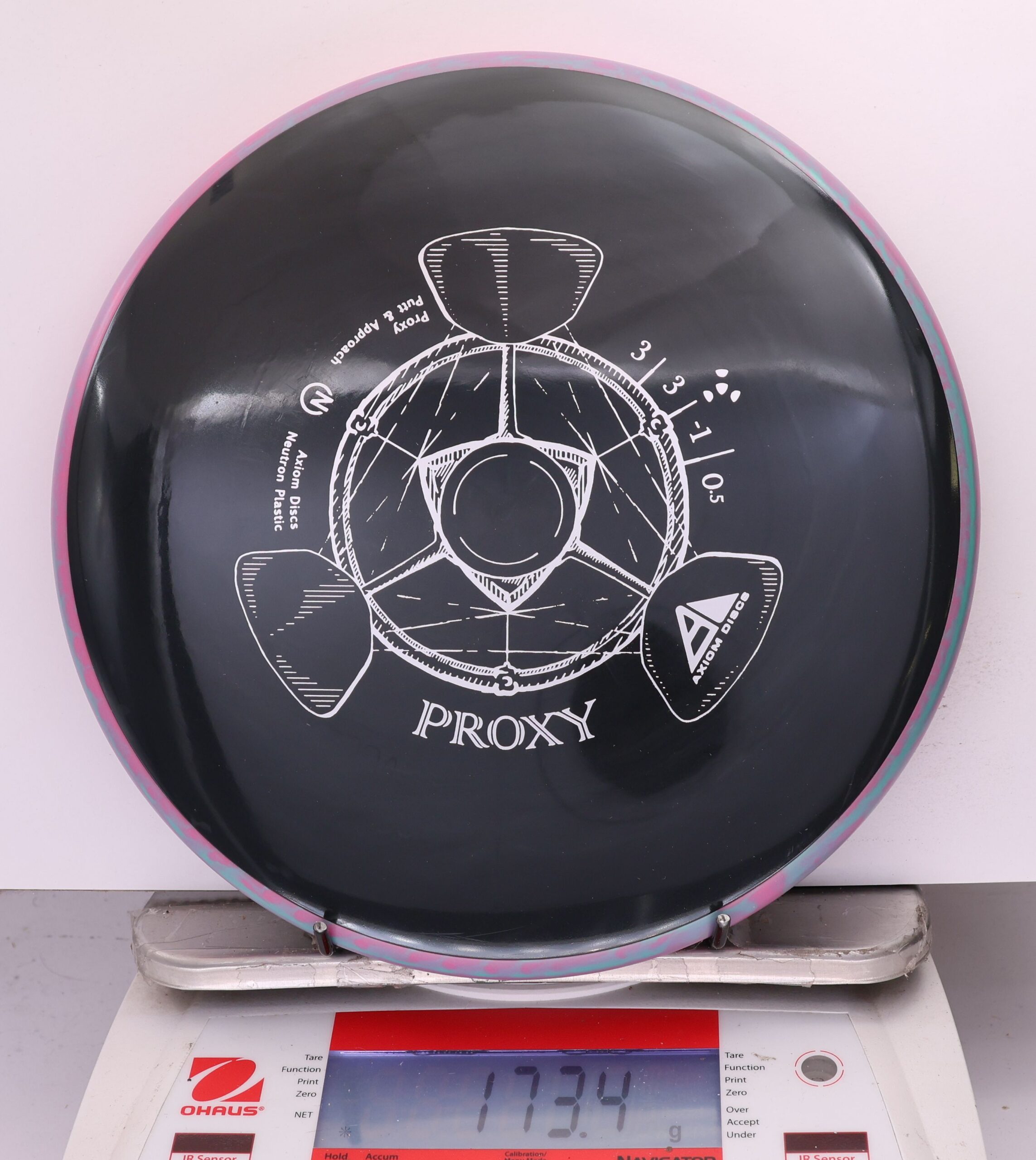 716006 Neutron Proxy - #284 Mauve-Black, 173