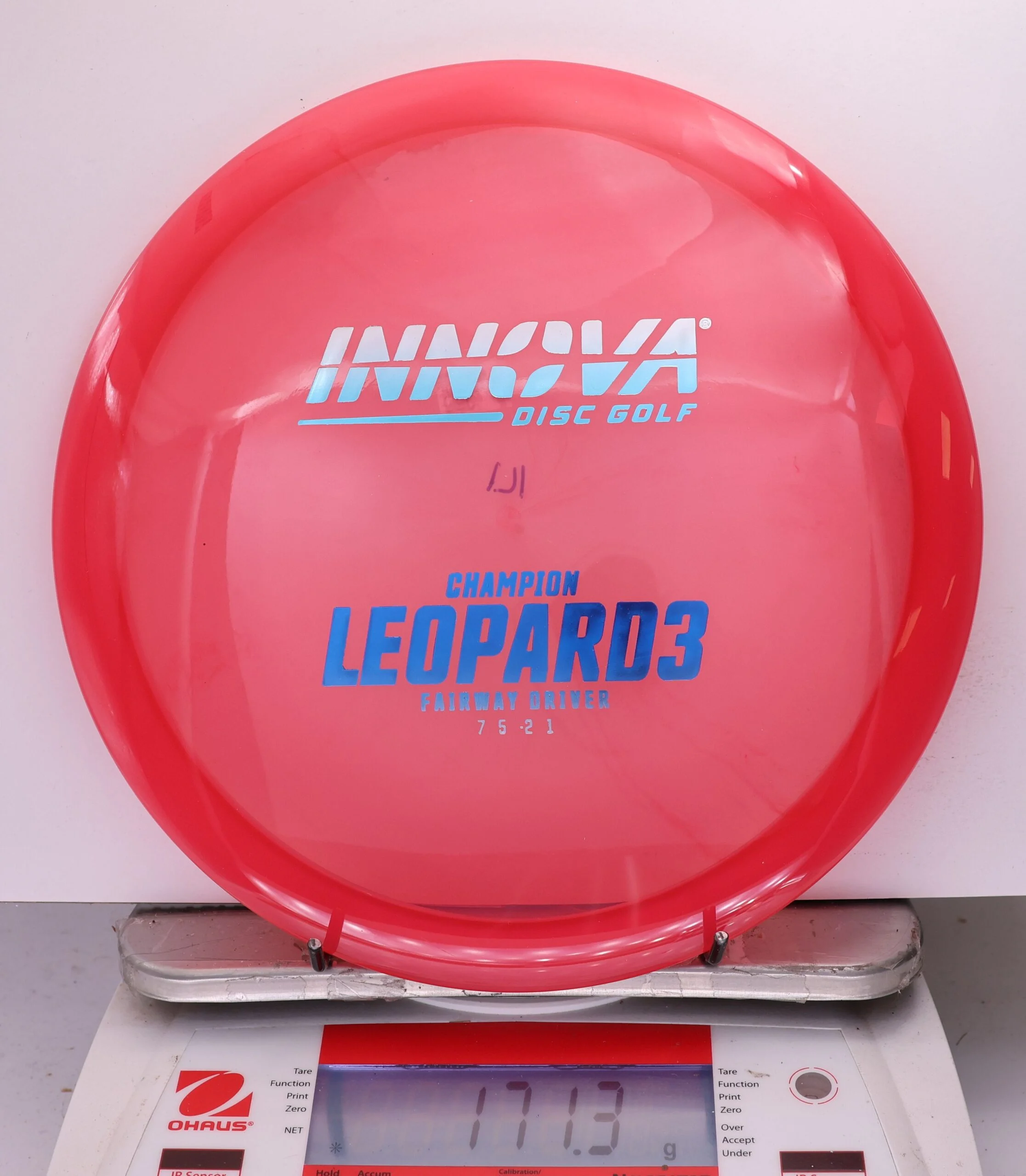 747037 Champion Leopard3 - #515 Red, 171