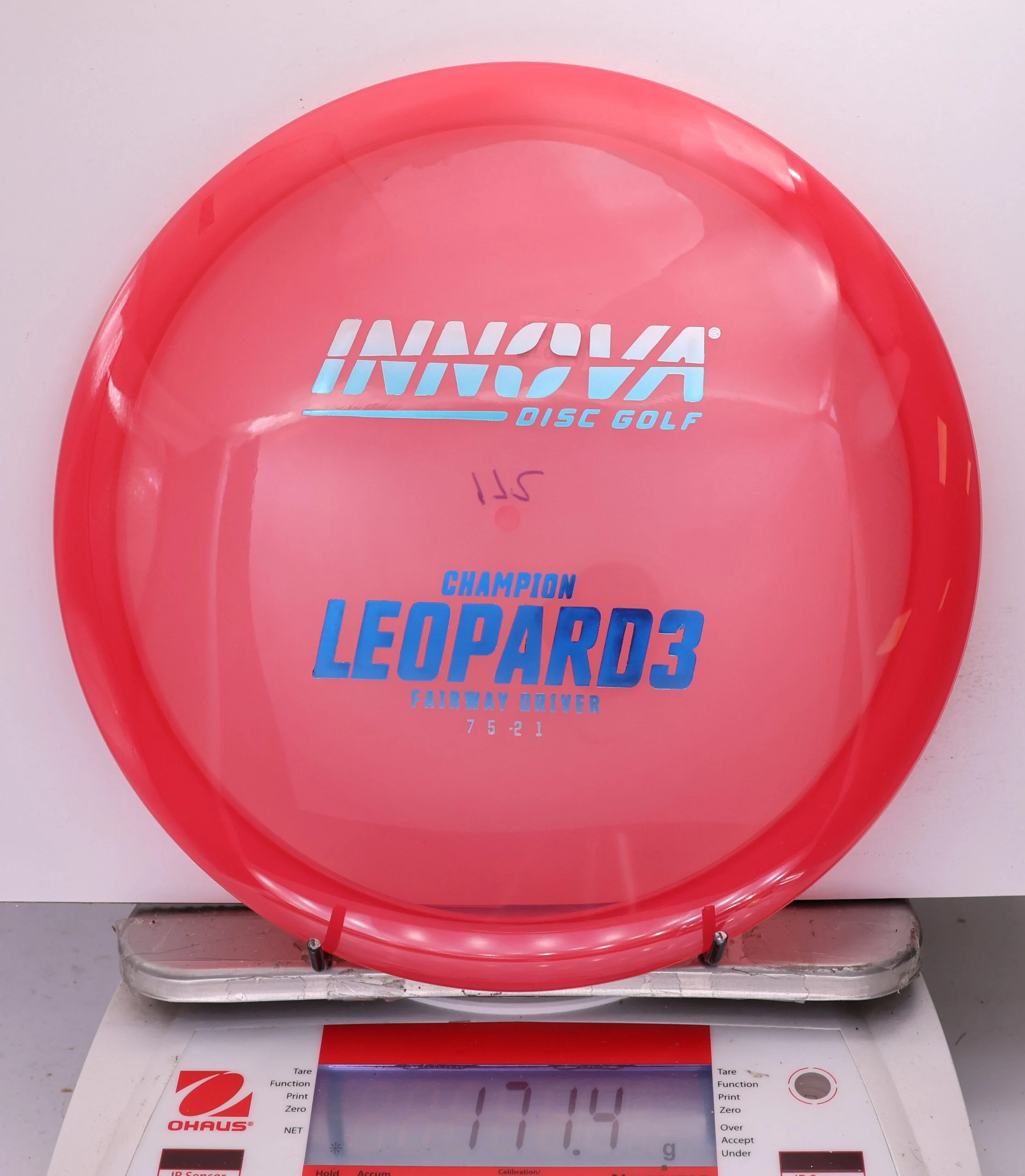 747038 Champion Leopard3 - #516 Red, 171