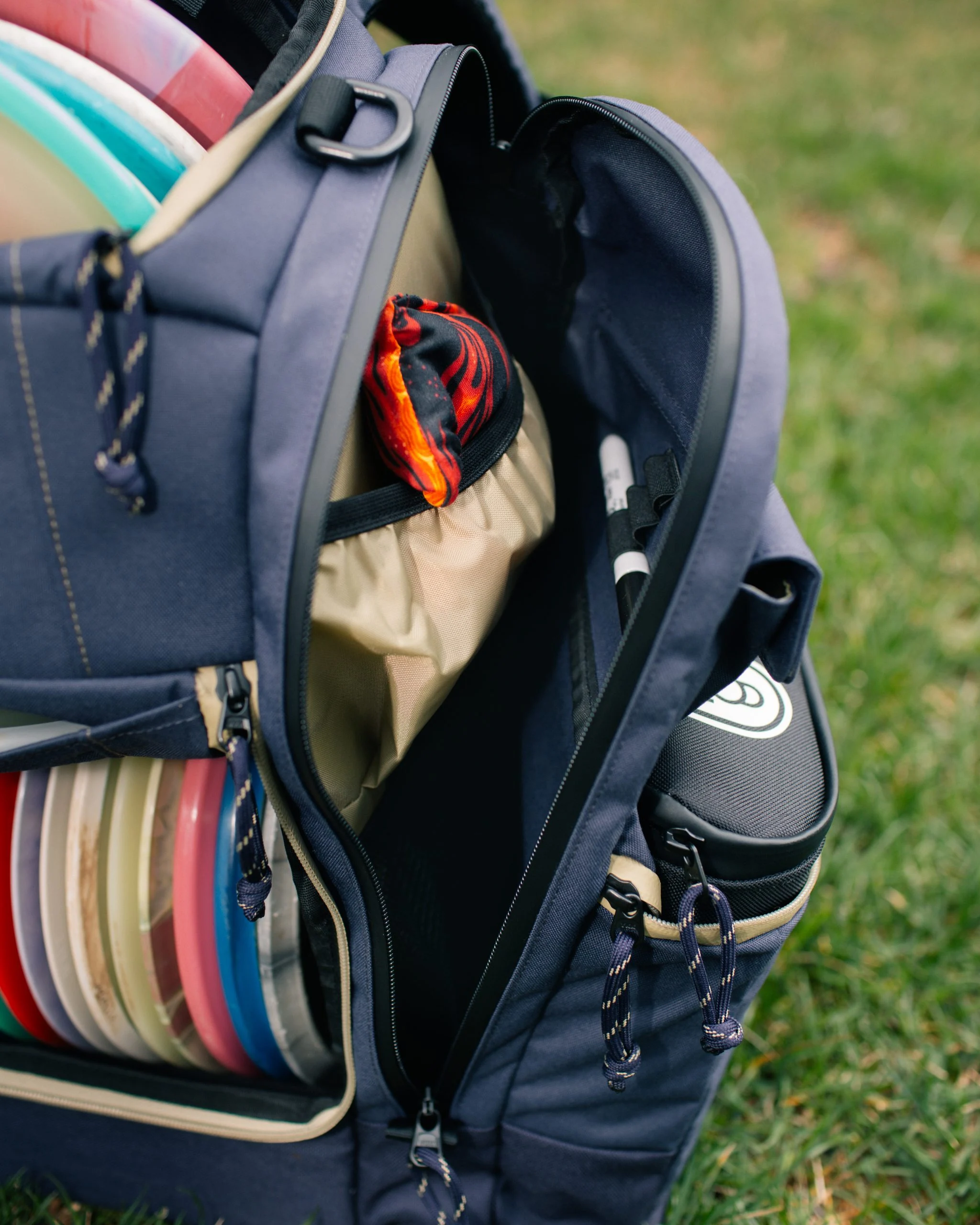 Squatch The Legend 3.0 Backpack With Cooler - Image 16