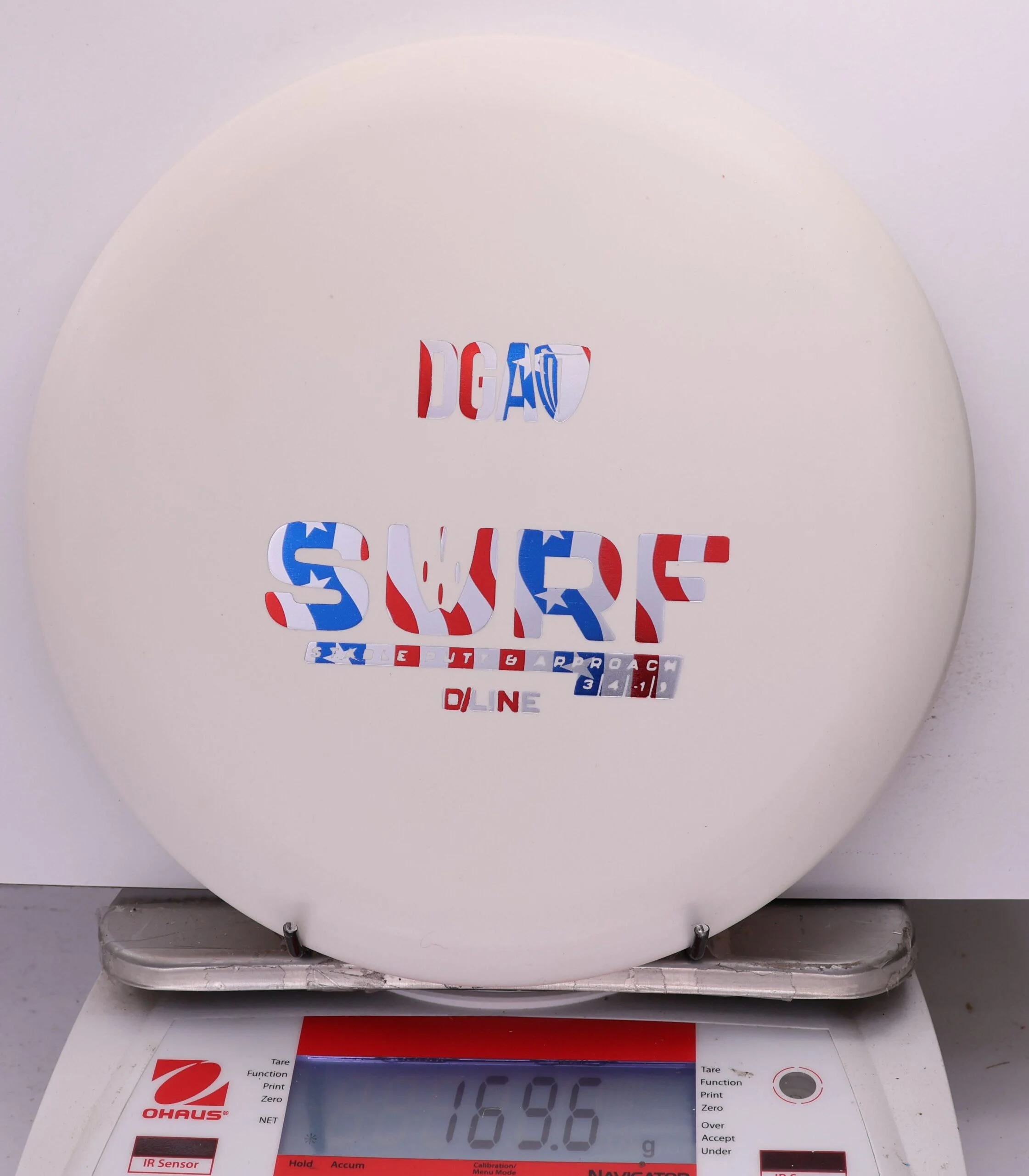 760874 D-Line Surf - #250 White, 170