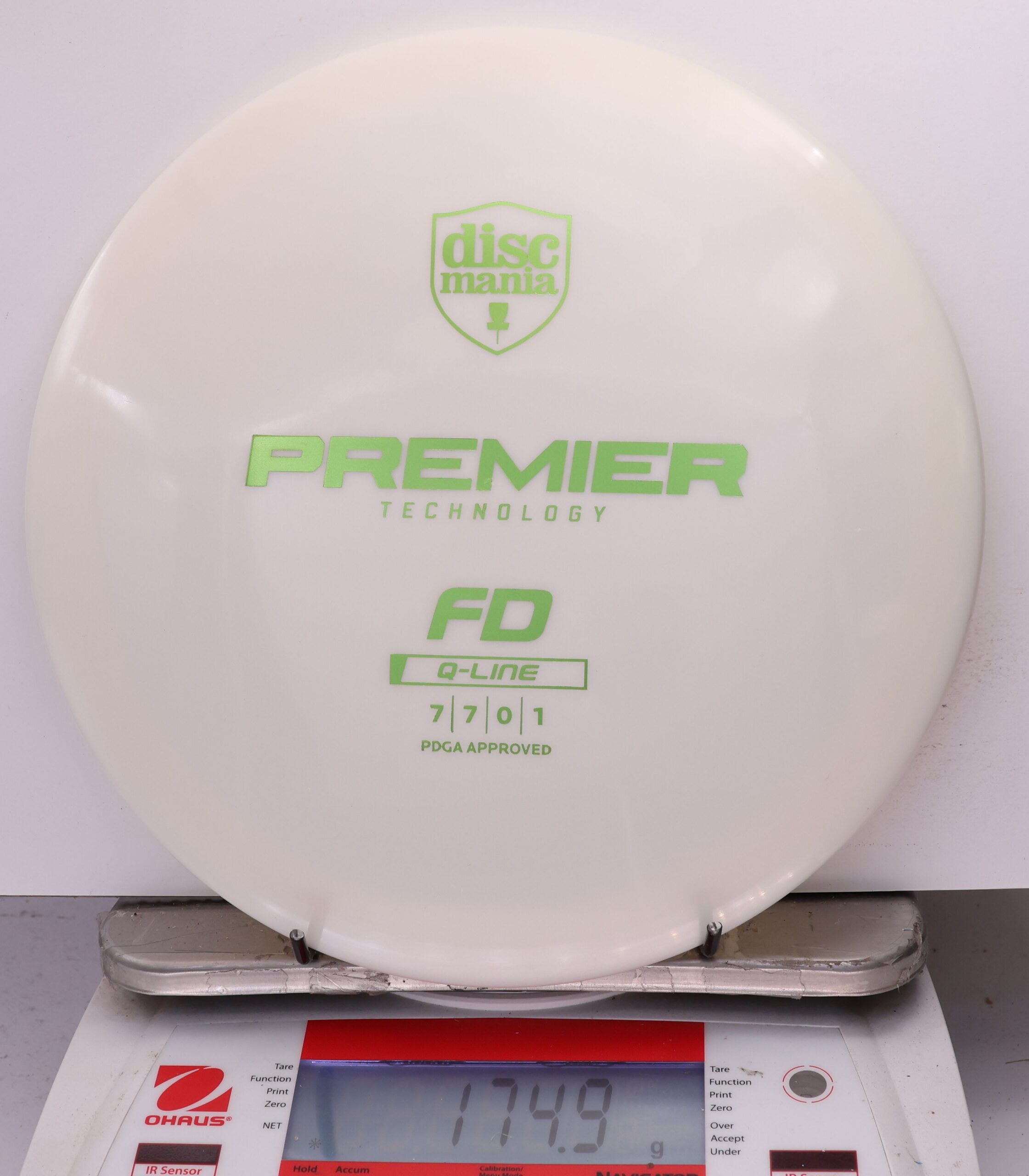 761469 Q-Line FD, Premier Series - #33 White, 175