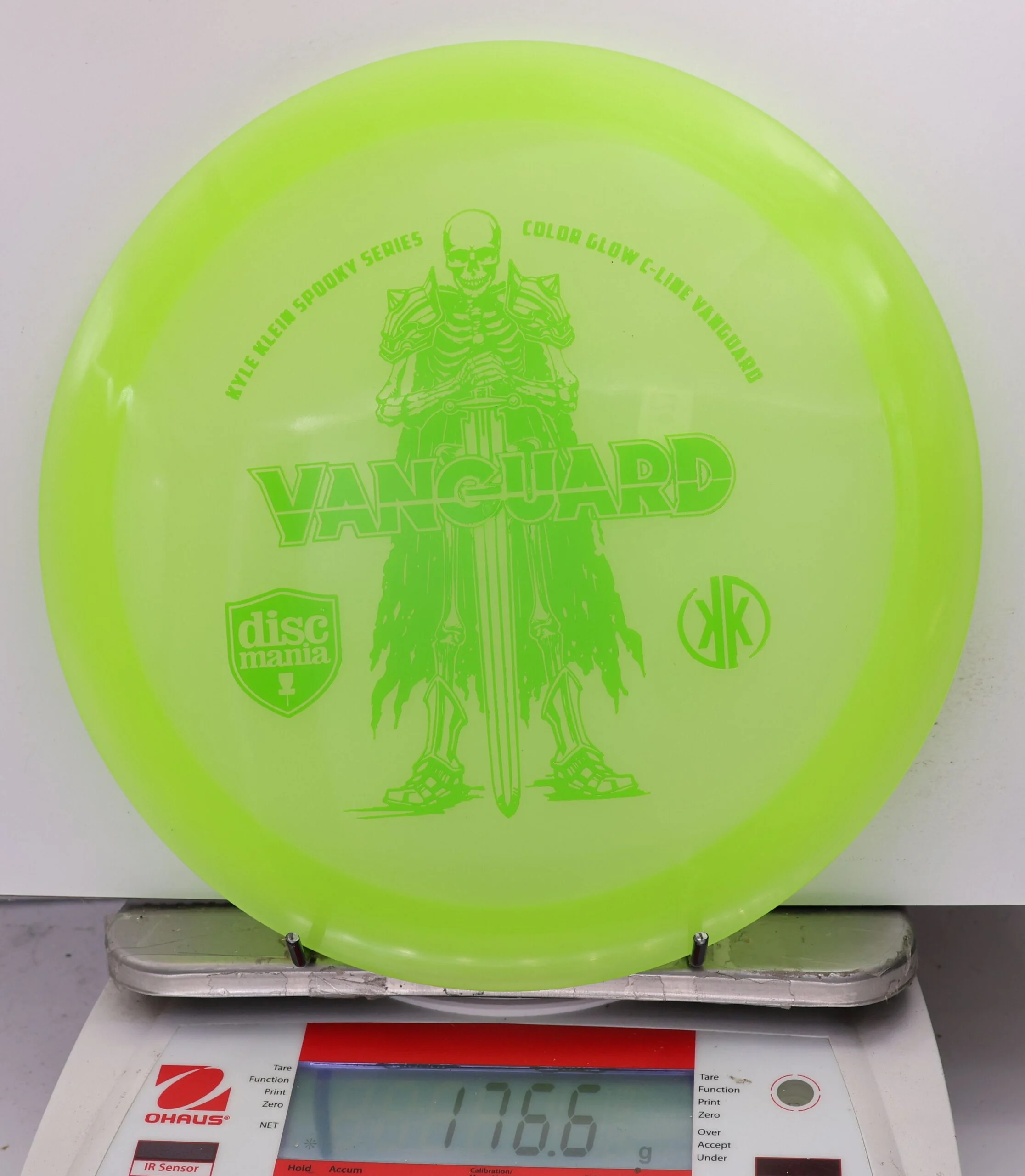 764602 Color Glow C-Line Vanguard, Kyle Klein Spooky Series - #971 LtGreenGlow, 177
