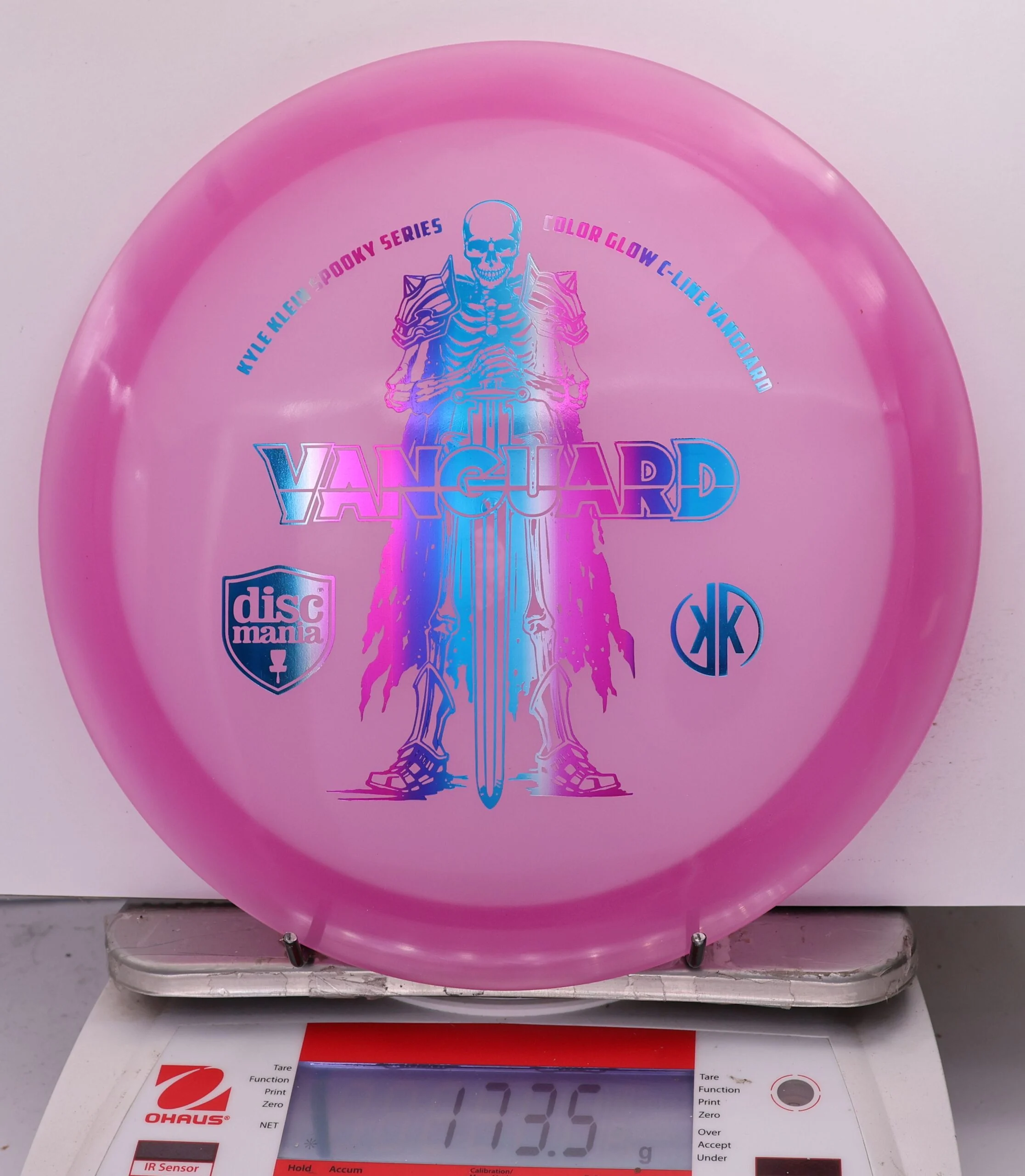 764613 Color Glow C-Line Vanguard, Kyle Klein Spooky Series - #974 PurpleGlow, 174