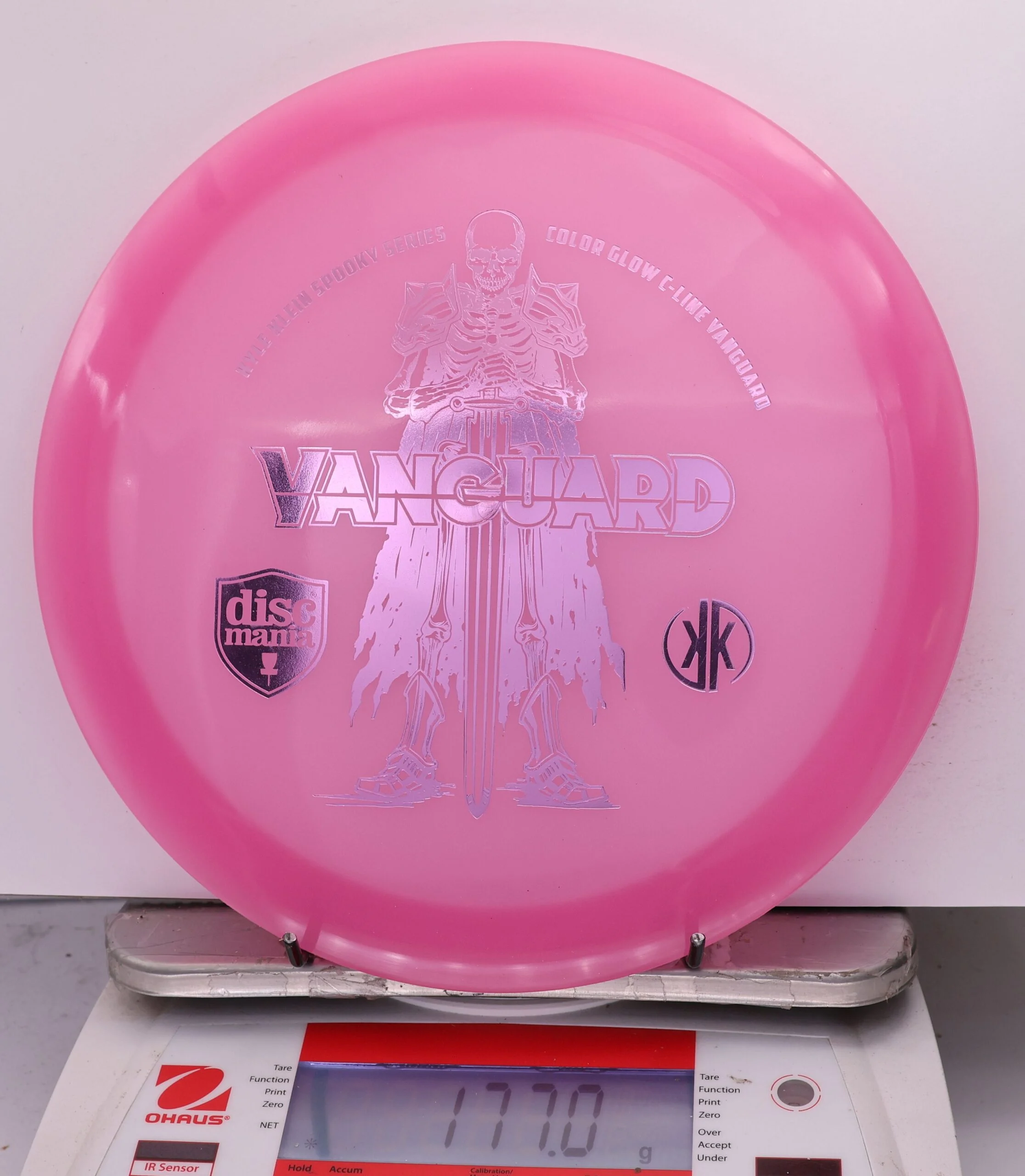764615 Color Glow C-Line Vanguard, Kyle Klein Spooky Series - #976 PinkGlow, 177