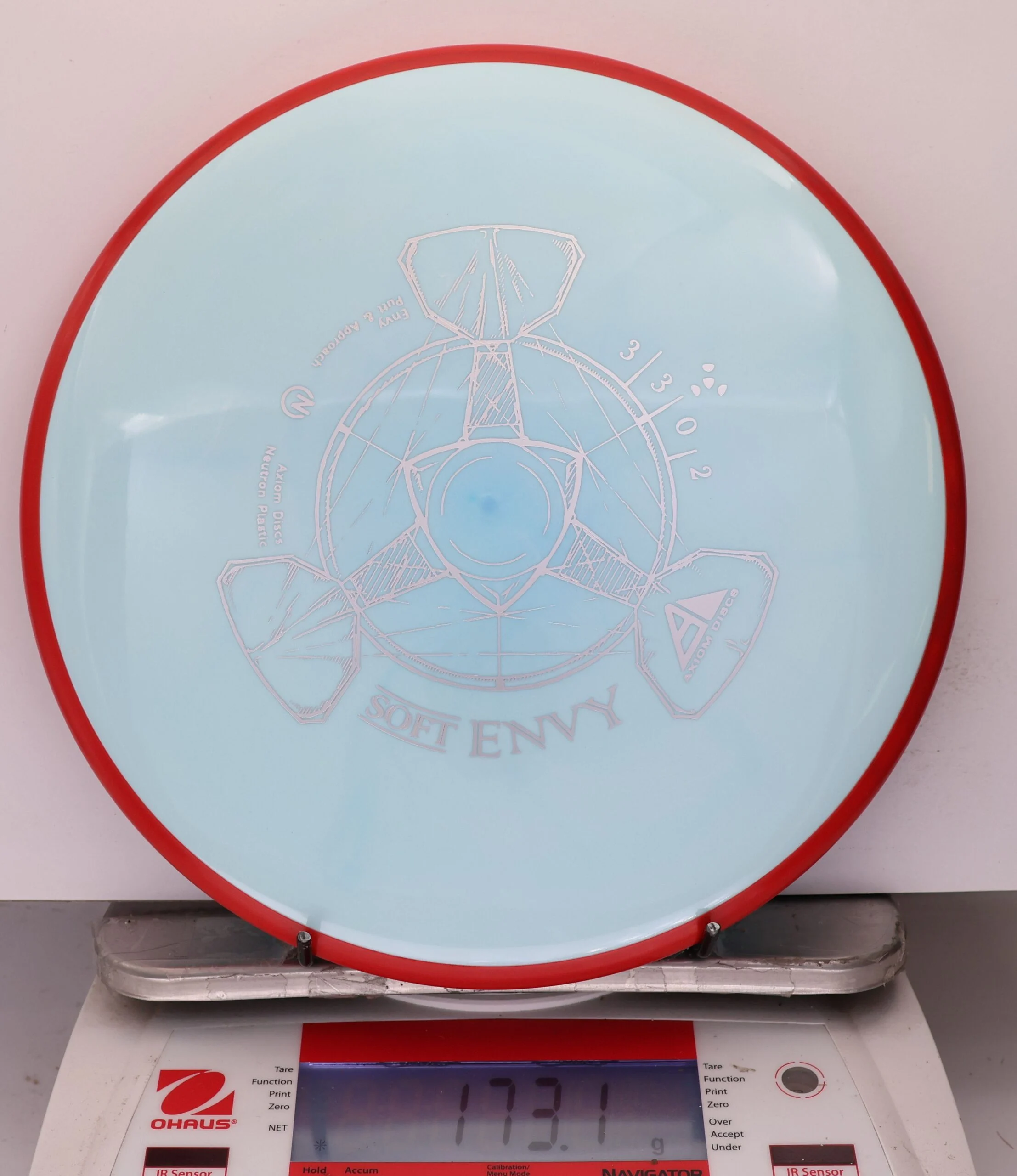 787719 Neutron Soft Envy - #300 Red-LtBlue, 173