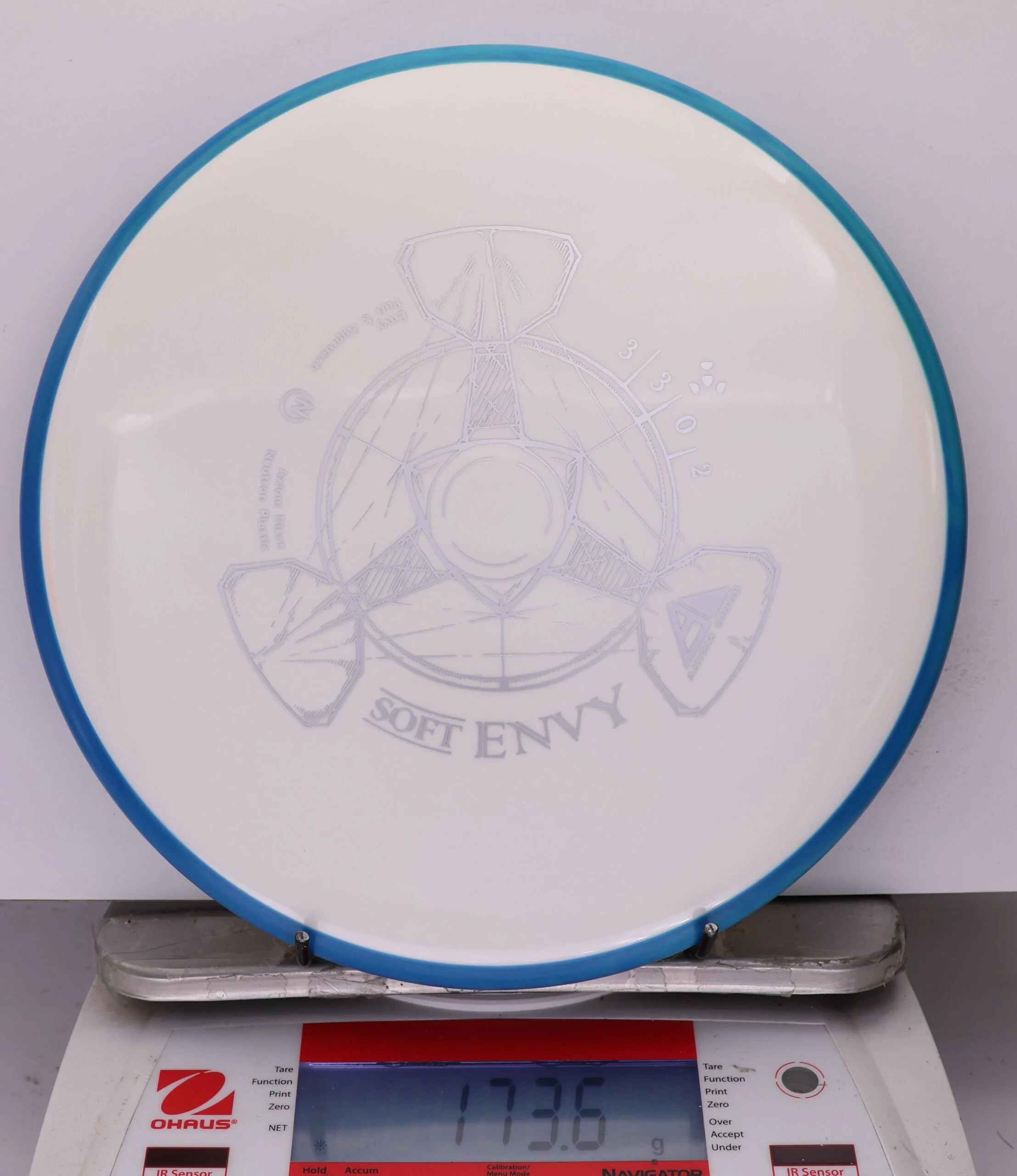 787737 Neutron Soft Envy - #308 Blue-White, 174