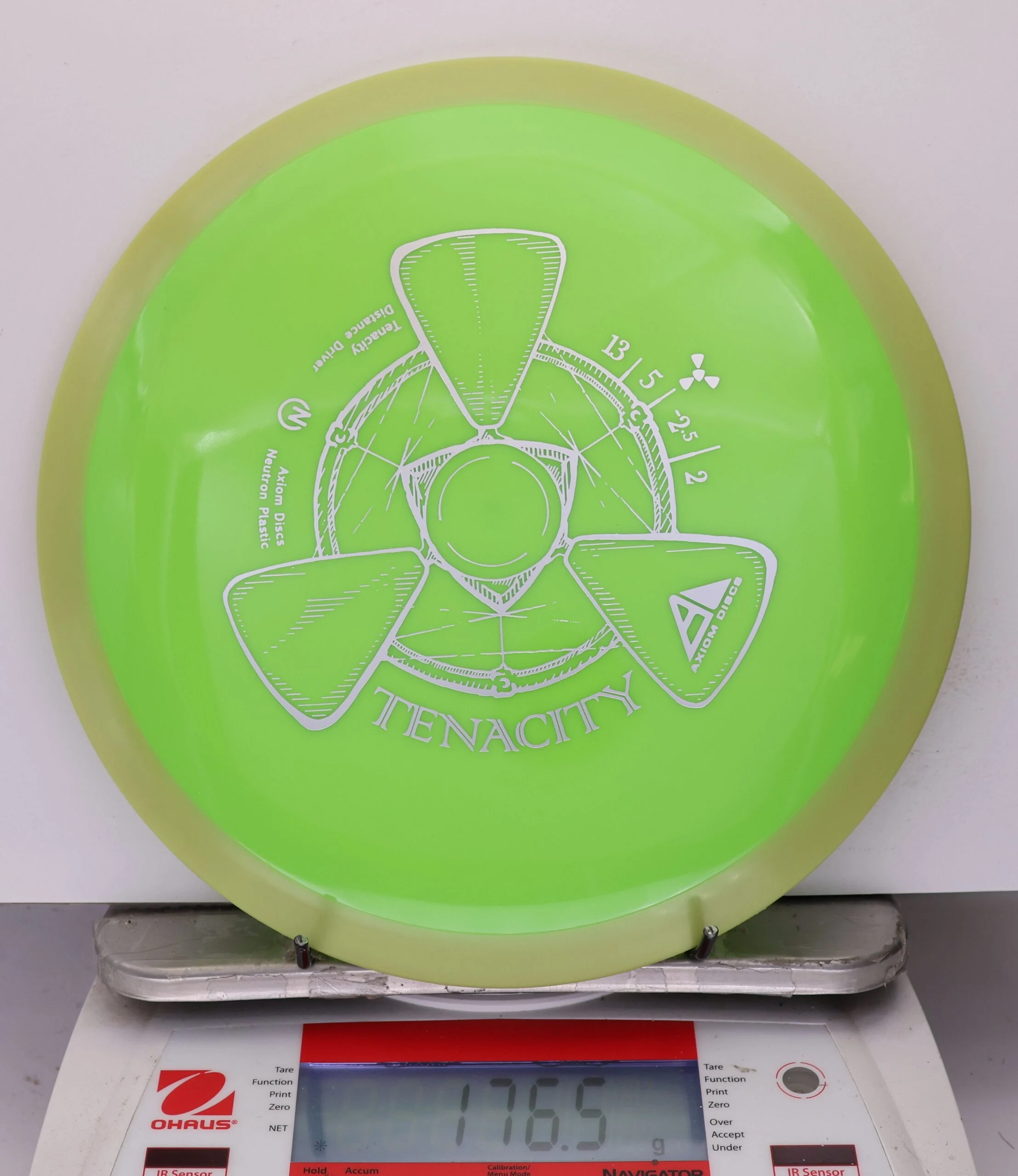 787784 Neutron Tenacity - #305 Grellow-Green, 177