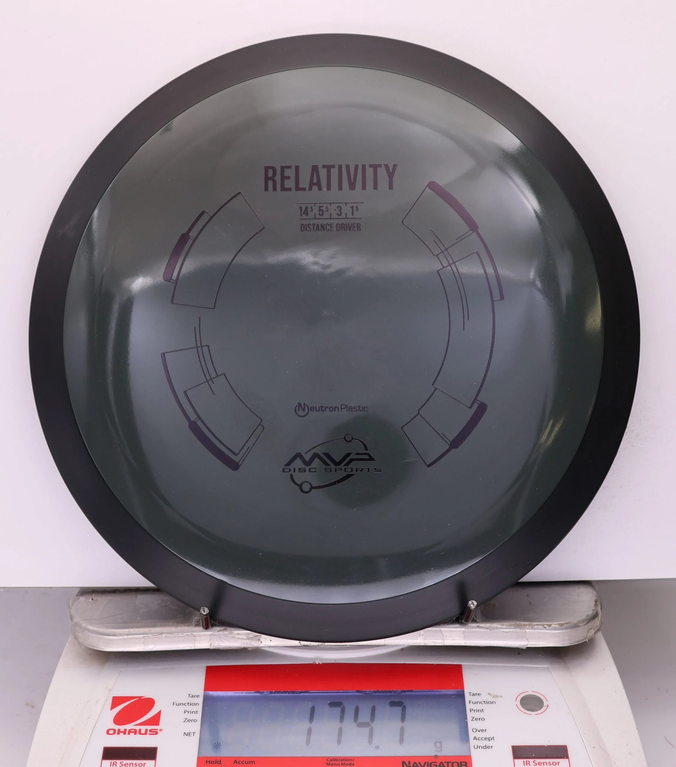 788472 Neutron Relativity - #300 Black, 175