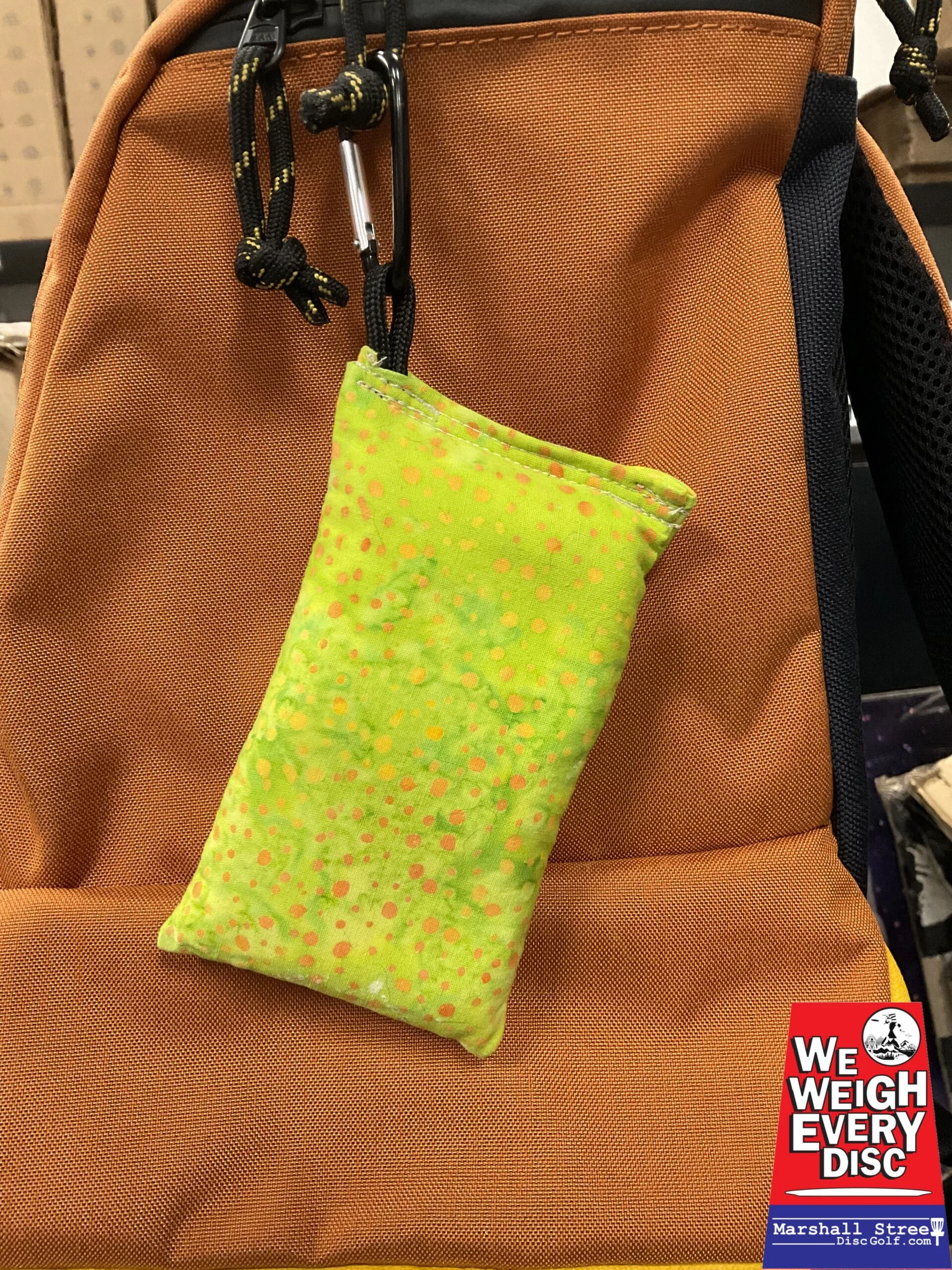 789909 Chalky Bags with Carabiner - Neon Yellow-Orange Spots, Chalky Bags