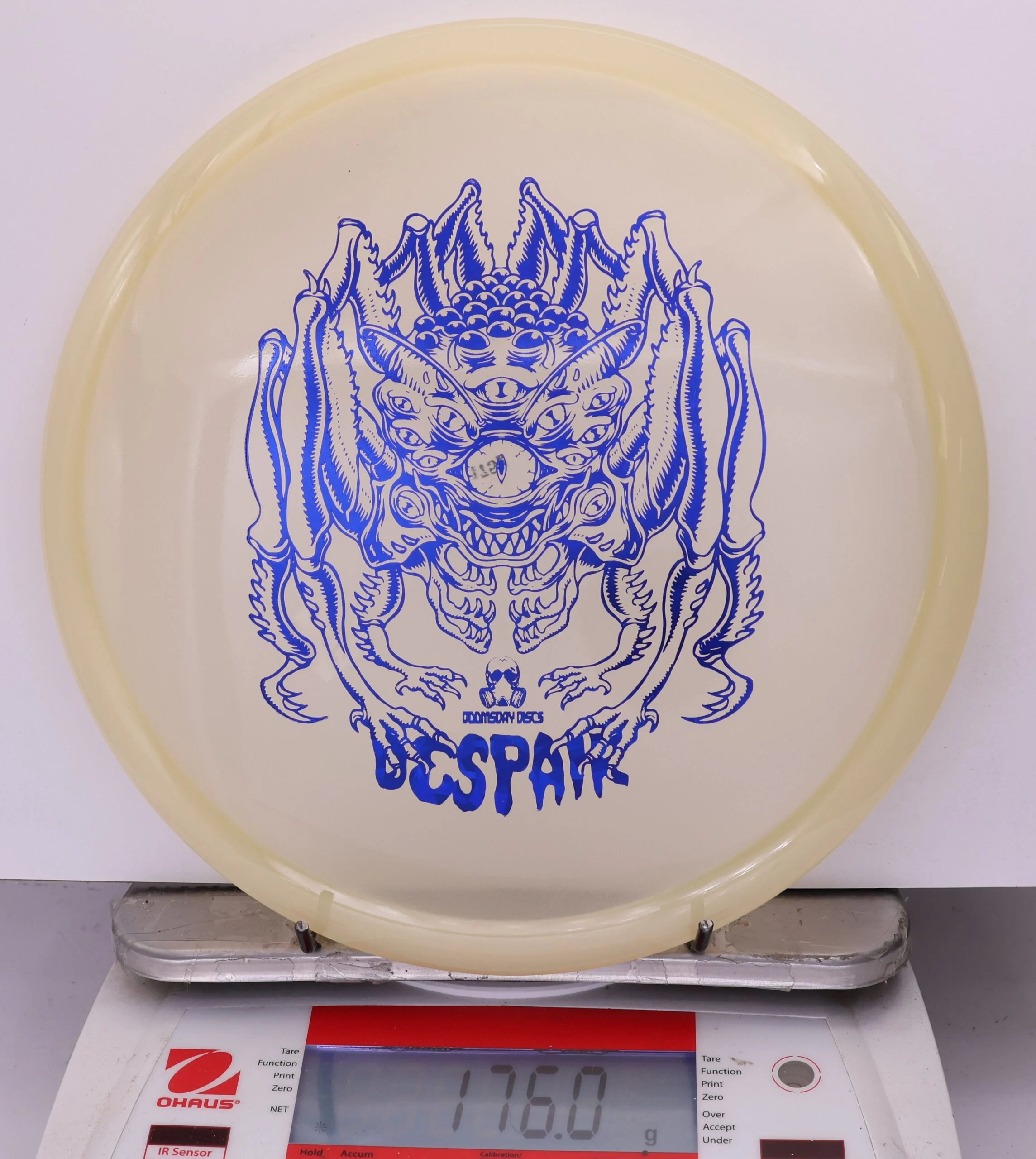 797408 Isolation Glow Despair - #573 Glow, 176