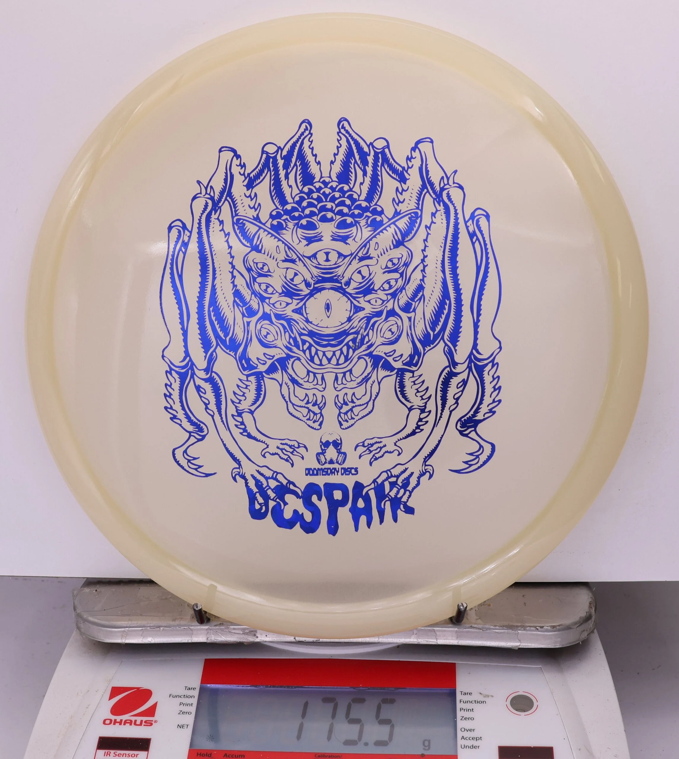 797421 Isolation Glow Despair - #575 Glow, 176