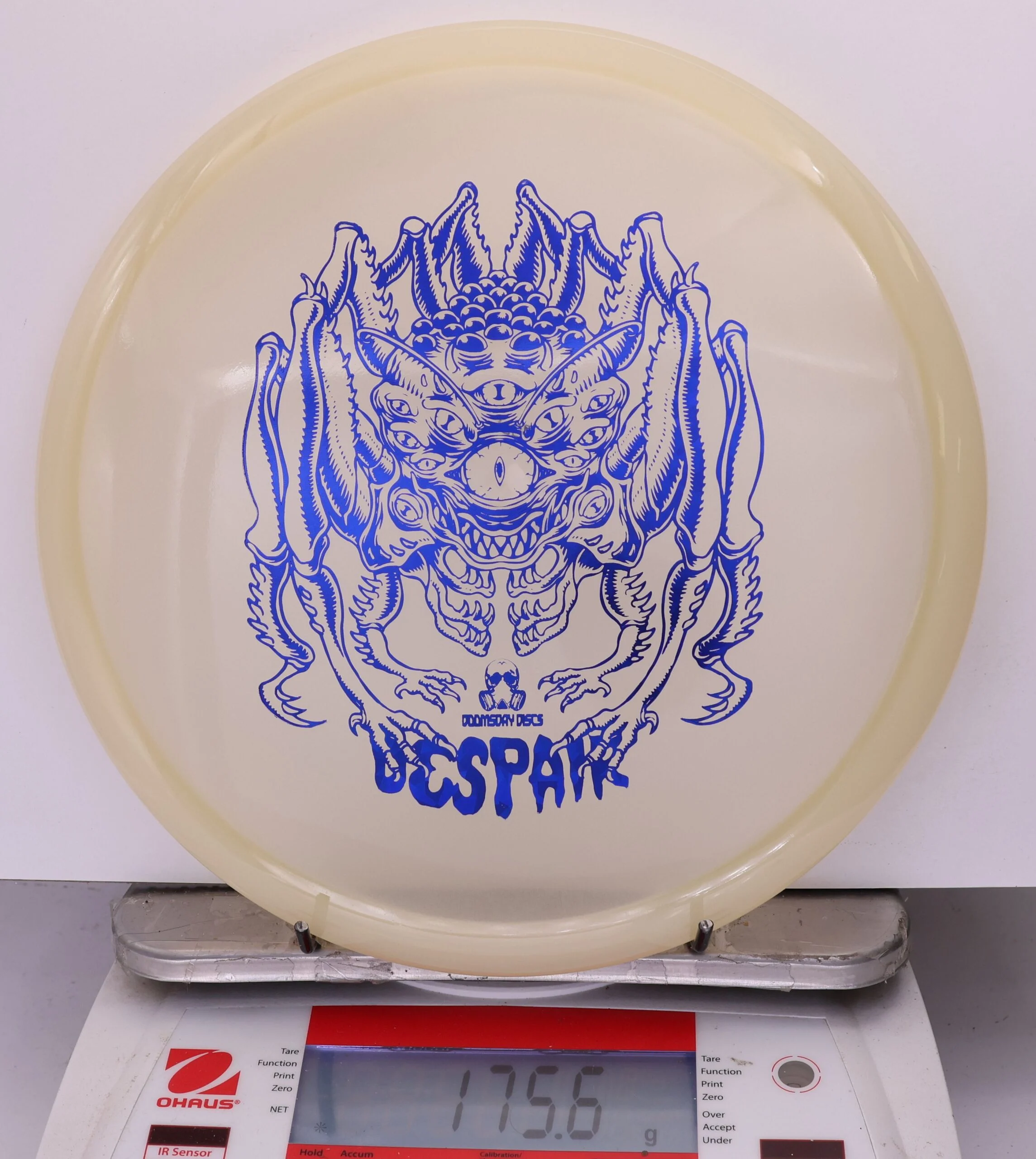 797422 Isolation Glow Despair - #576 Glow, 176