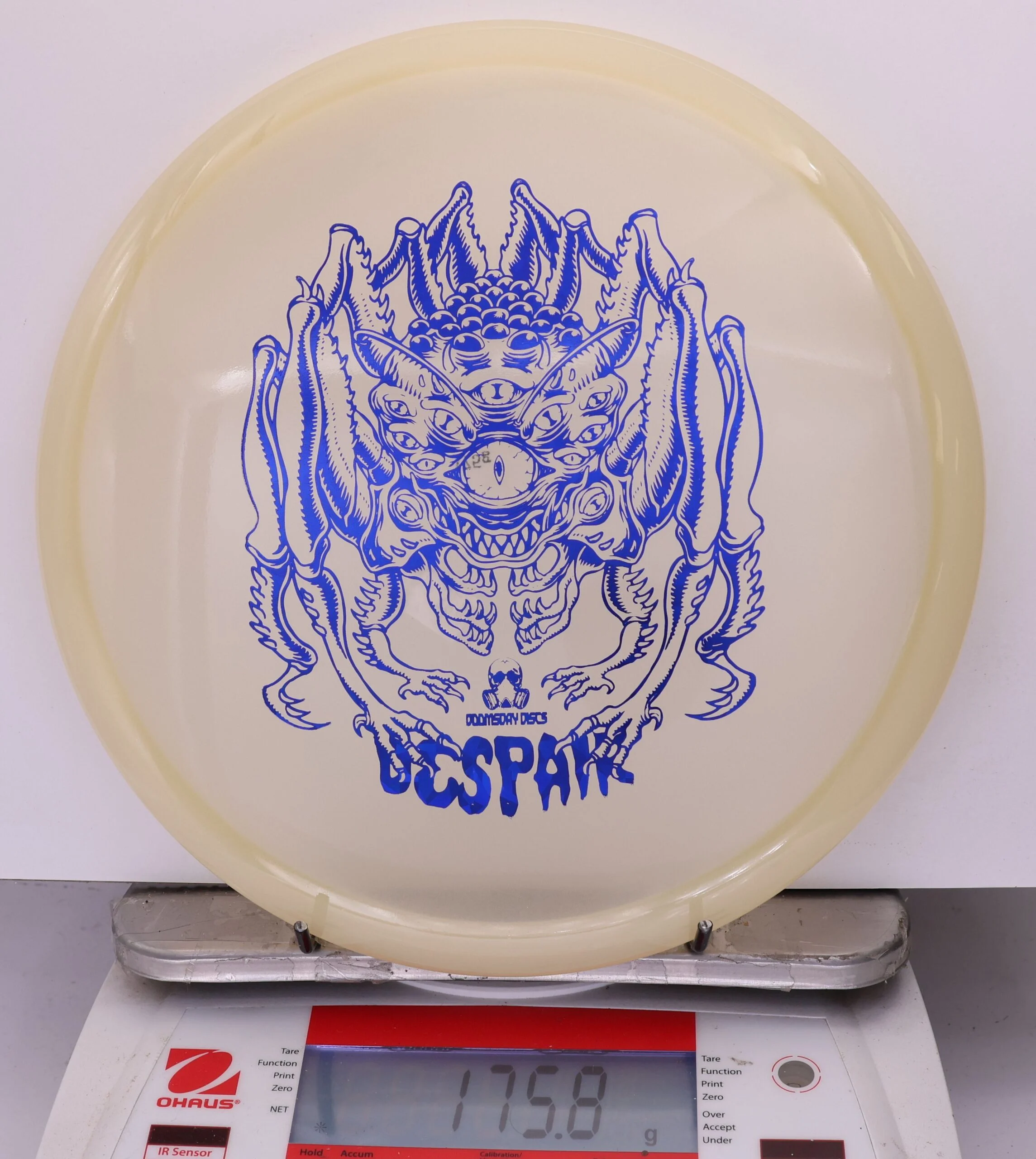 797435 Isolation Glow Despair - #580 Glow, 176