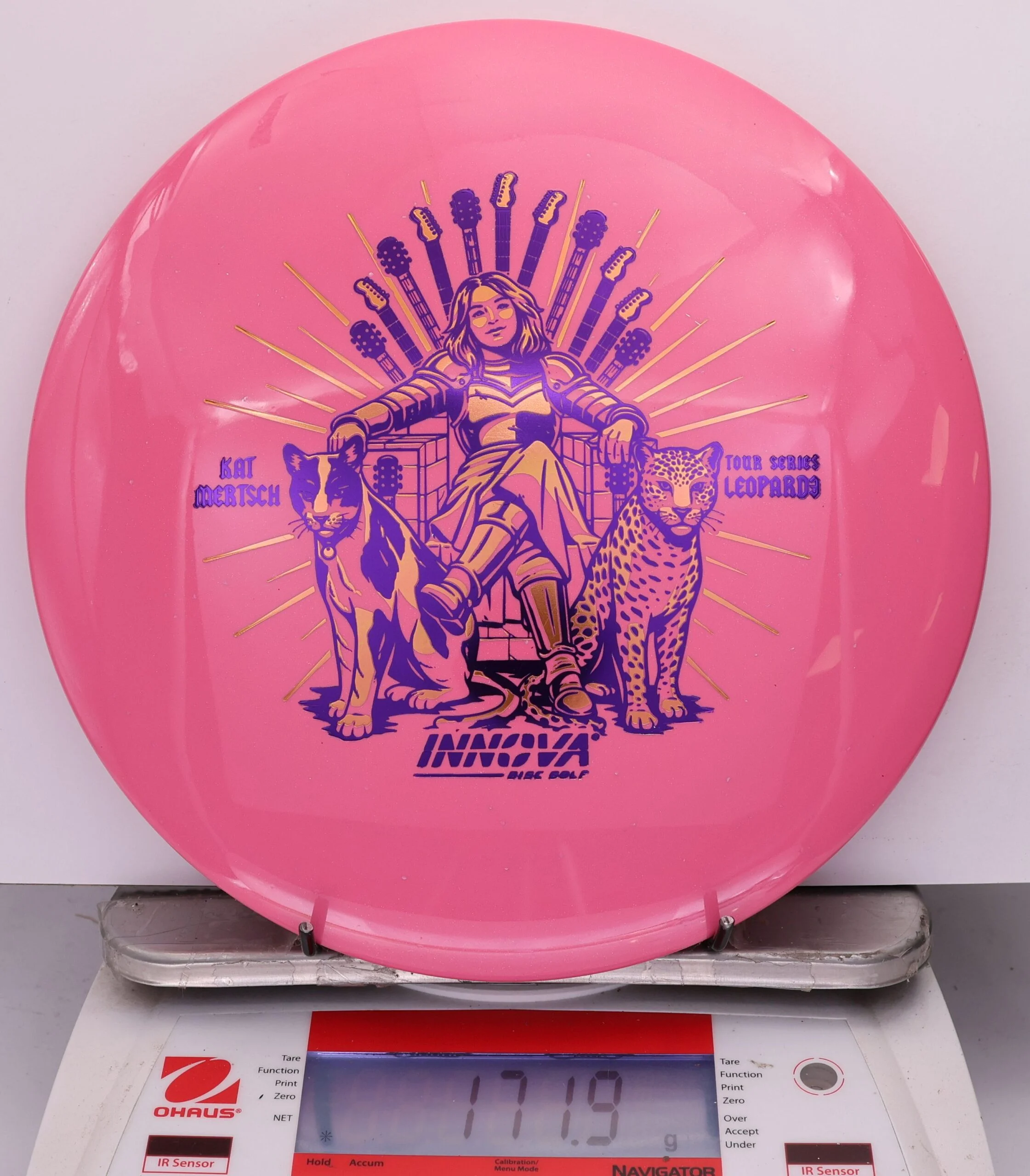 811889 Moondust Star Leopard3, Kat Mertsch 2026 Tour Series - #60 Pink, 172