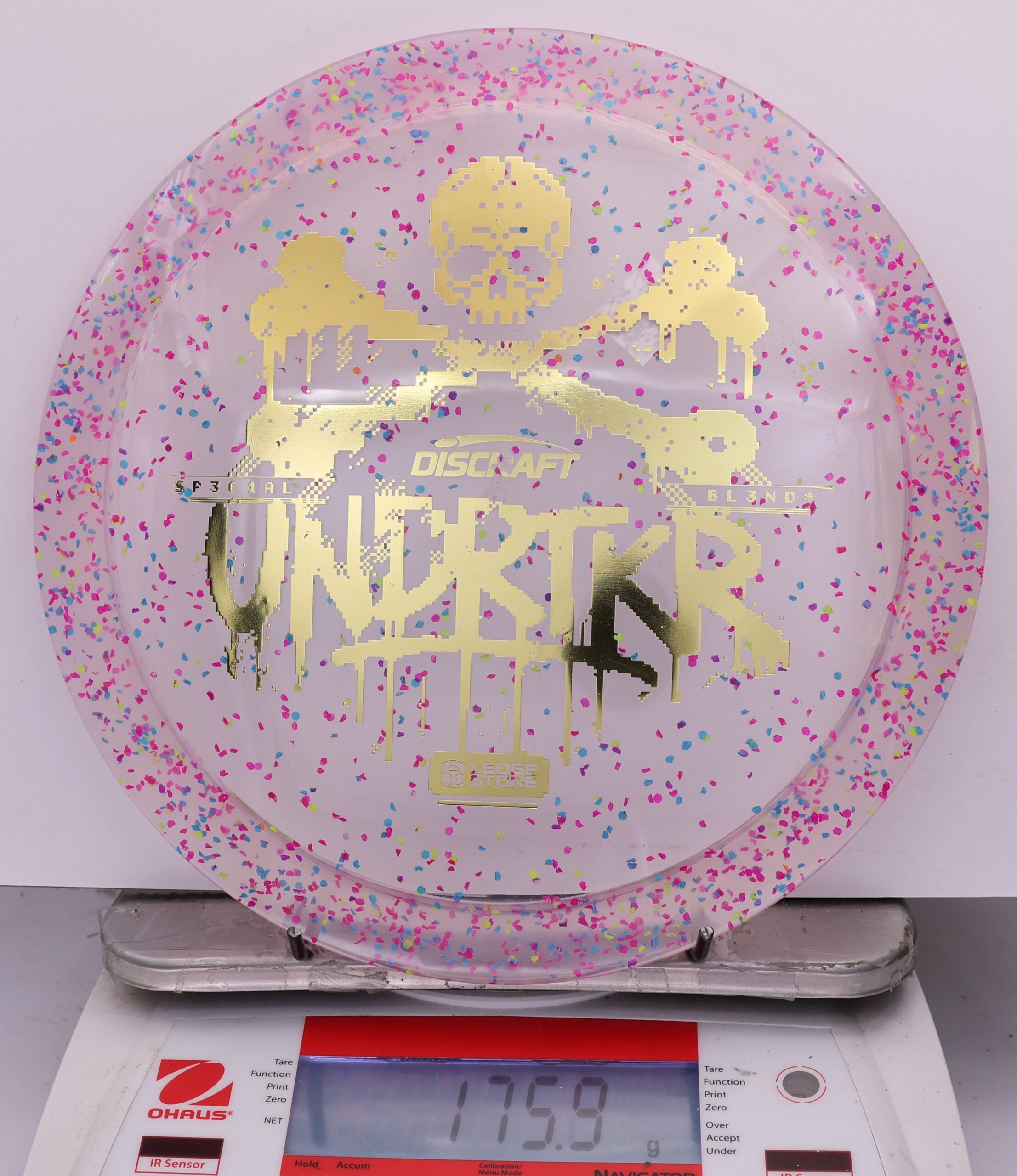 814209 Stiff CryZtal Confetti Undertaker, 2026 Ledgestone - #02 Violet, 176