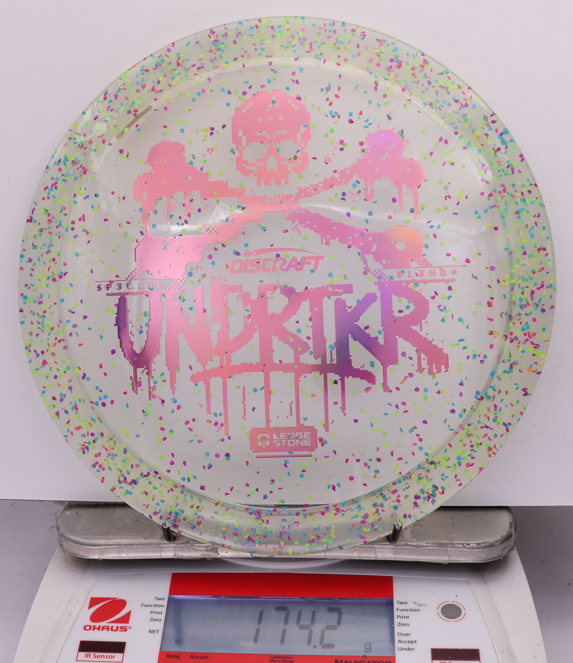 814211 Stiff CryZtal Confetti Undertaker, 2026 Ledgestone - #04 Green, 174