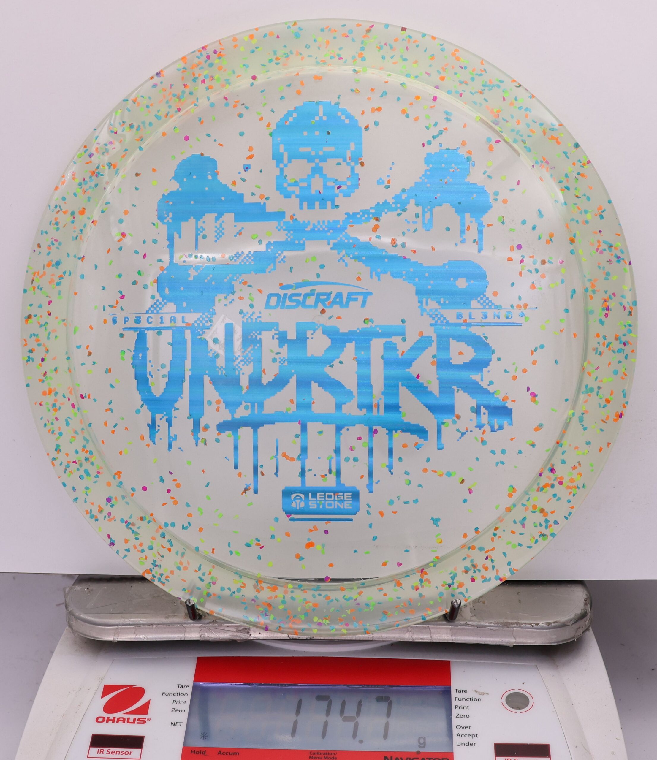 814212 Stiff CryZtal Confetti Undertaker, 2026 Ledgestone - #05 Green, 175