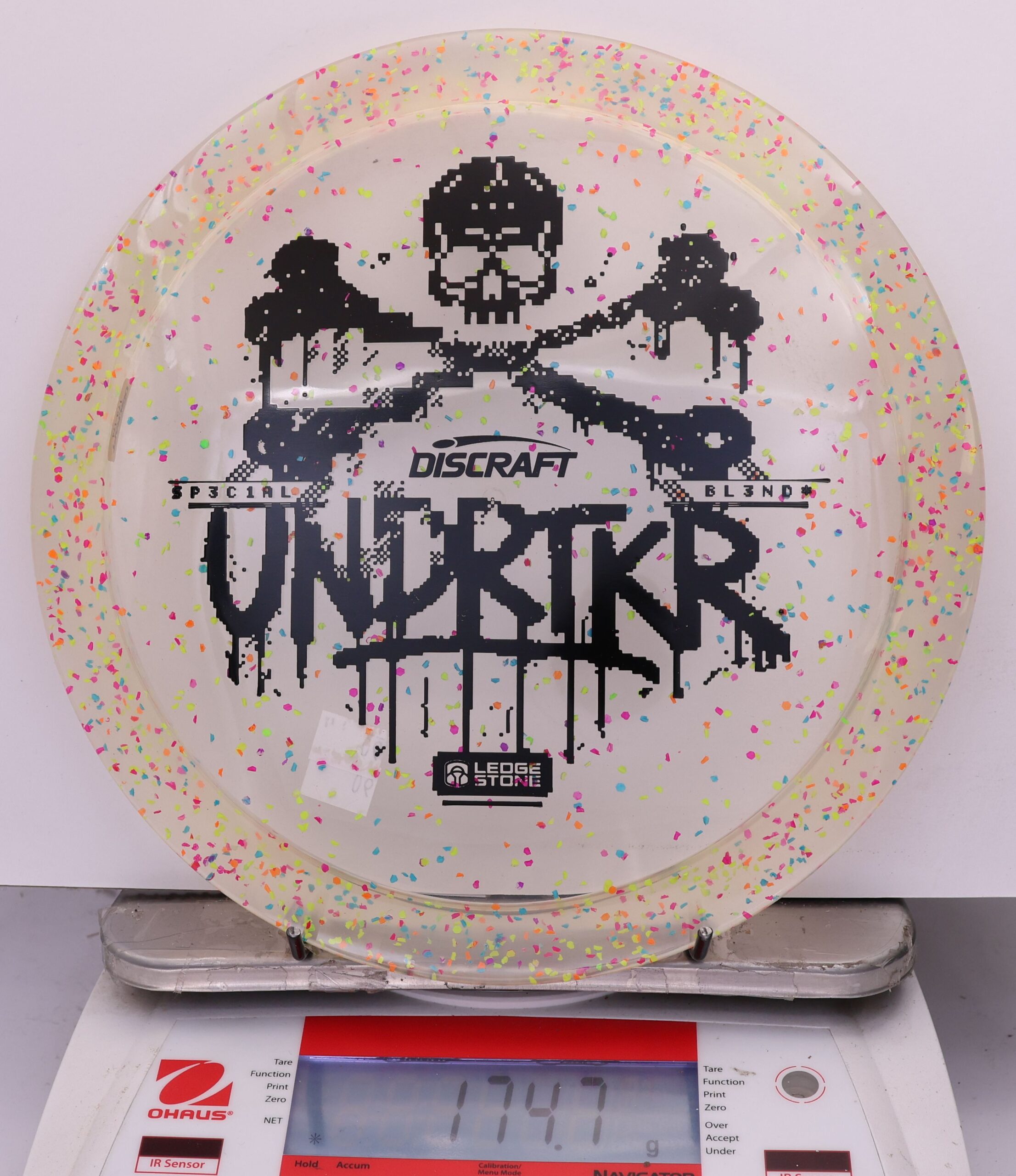 814213 Stiff CryZtal Confetti Undertaker, 2026 Ledgestone - #06 Orange, 175
