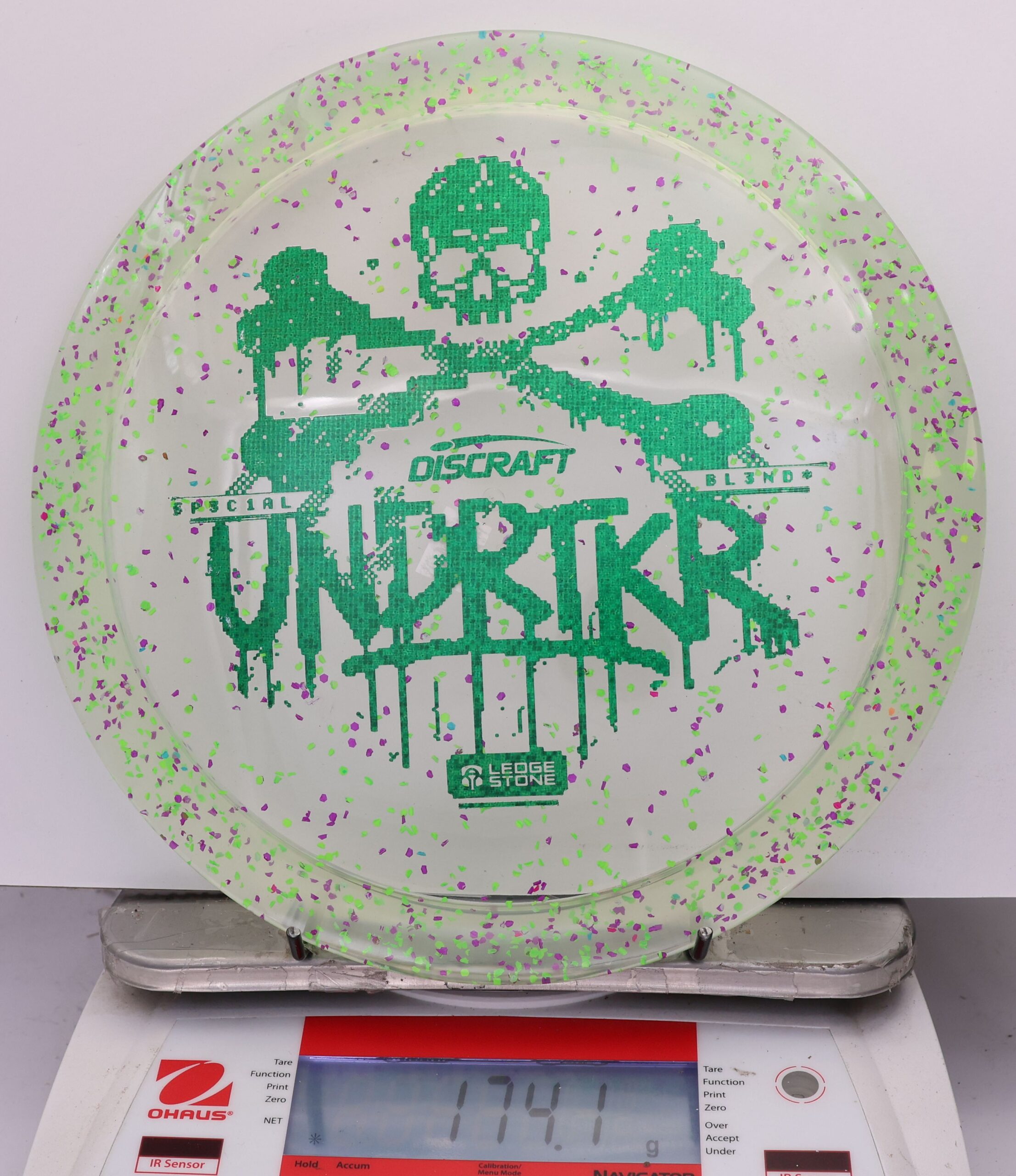 814223 Stiff CryZtal Confetti Undertaker, 2026 Ledgestone - #07 Green, 174