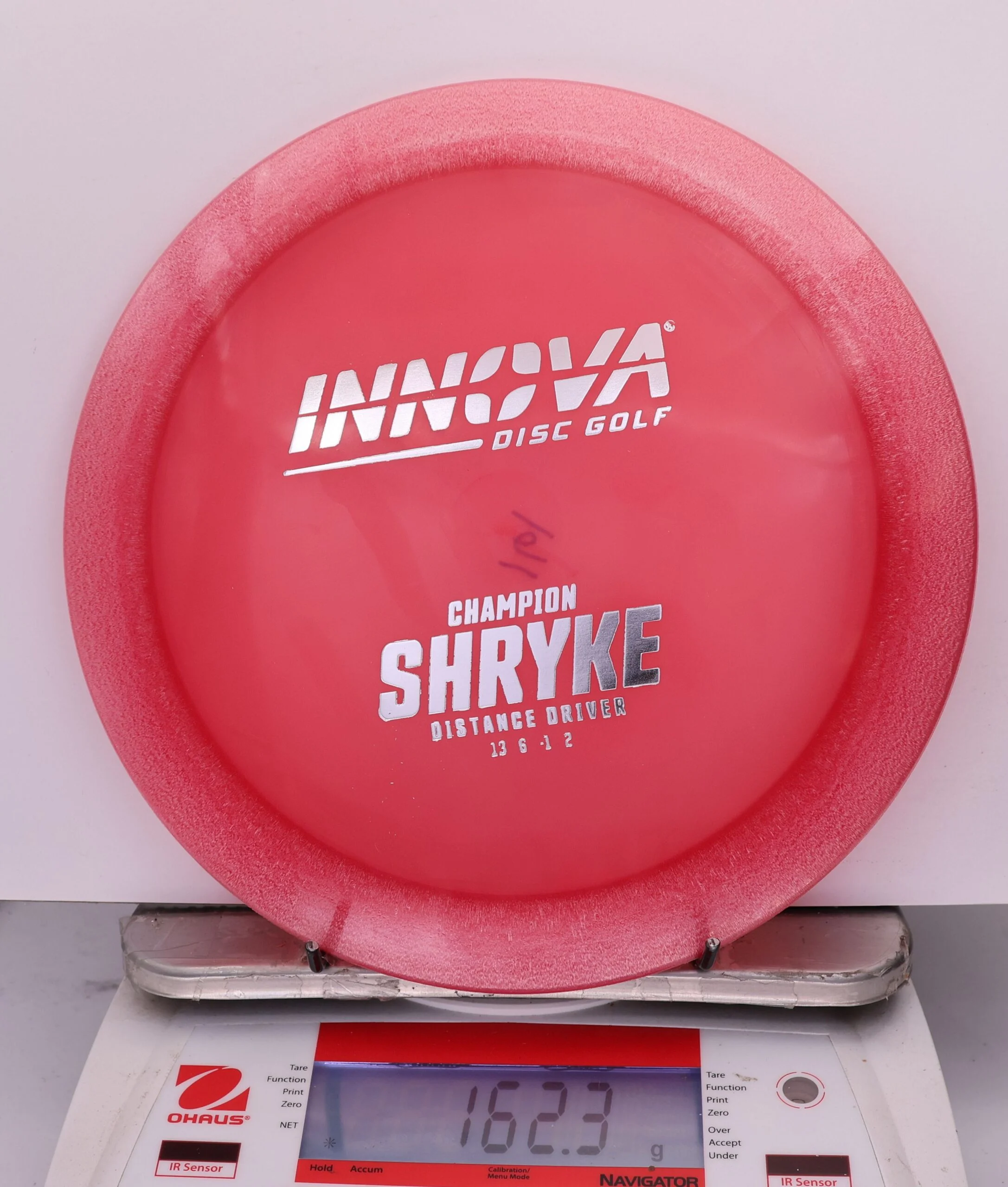 821538 Champion Shryke - #662 Red, 162