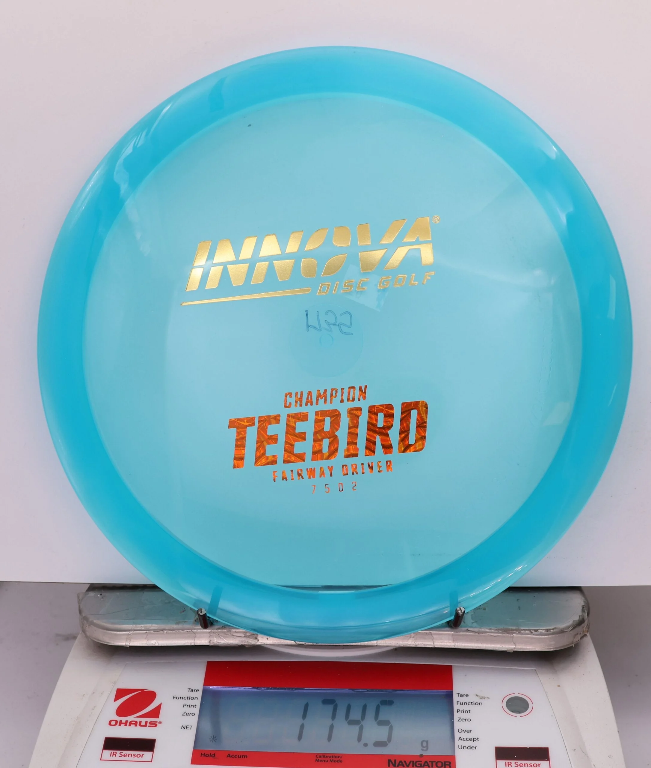 821590 Champion Teebird - #667 Blue, 175