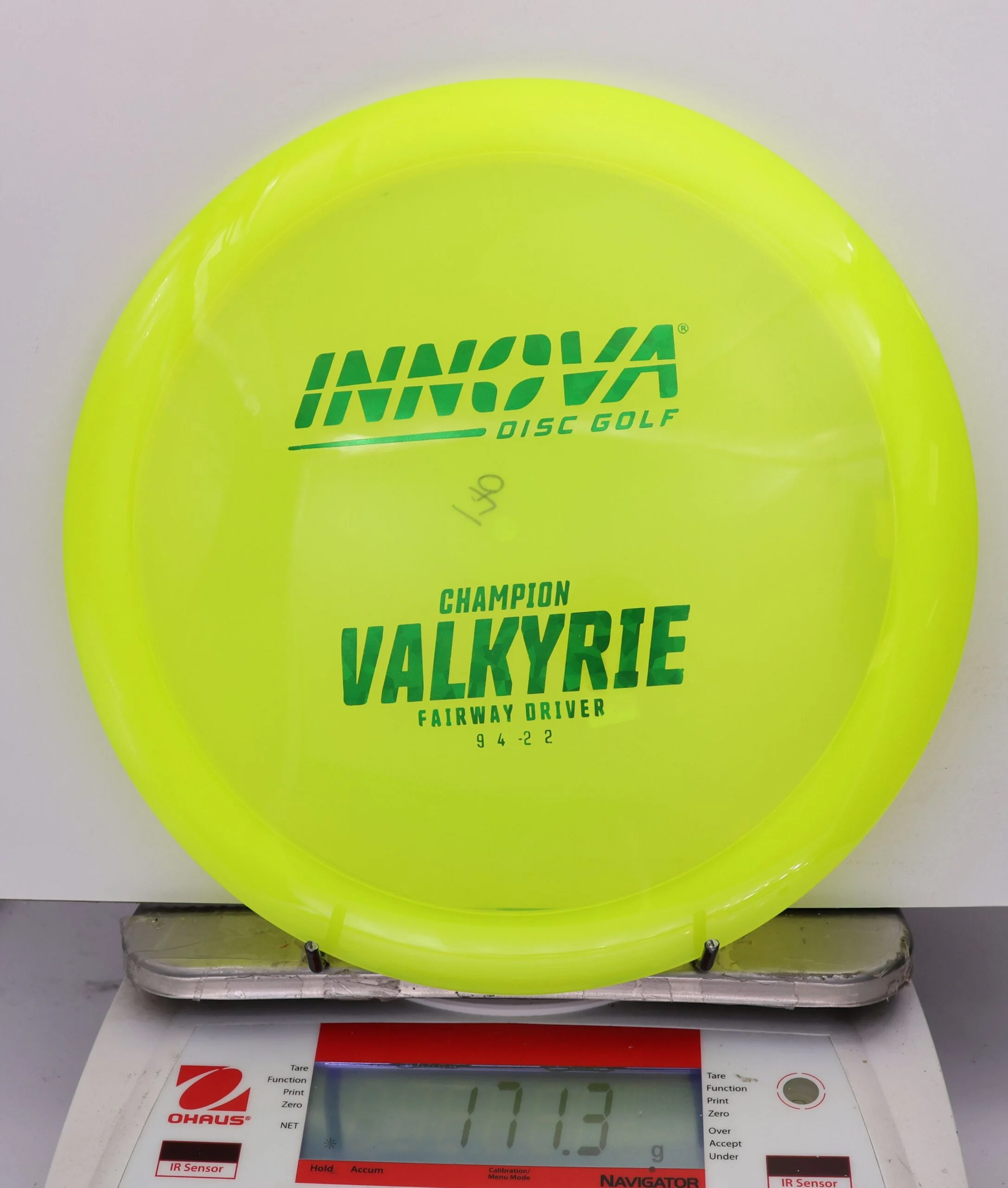 821618 Champion Valkyrie - #667 NYellow, 171