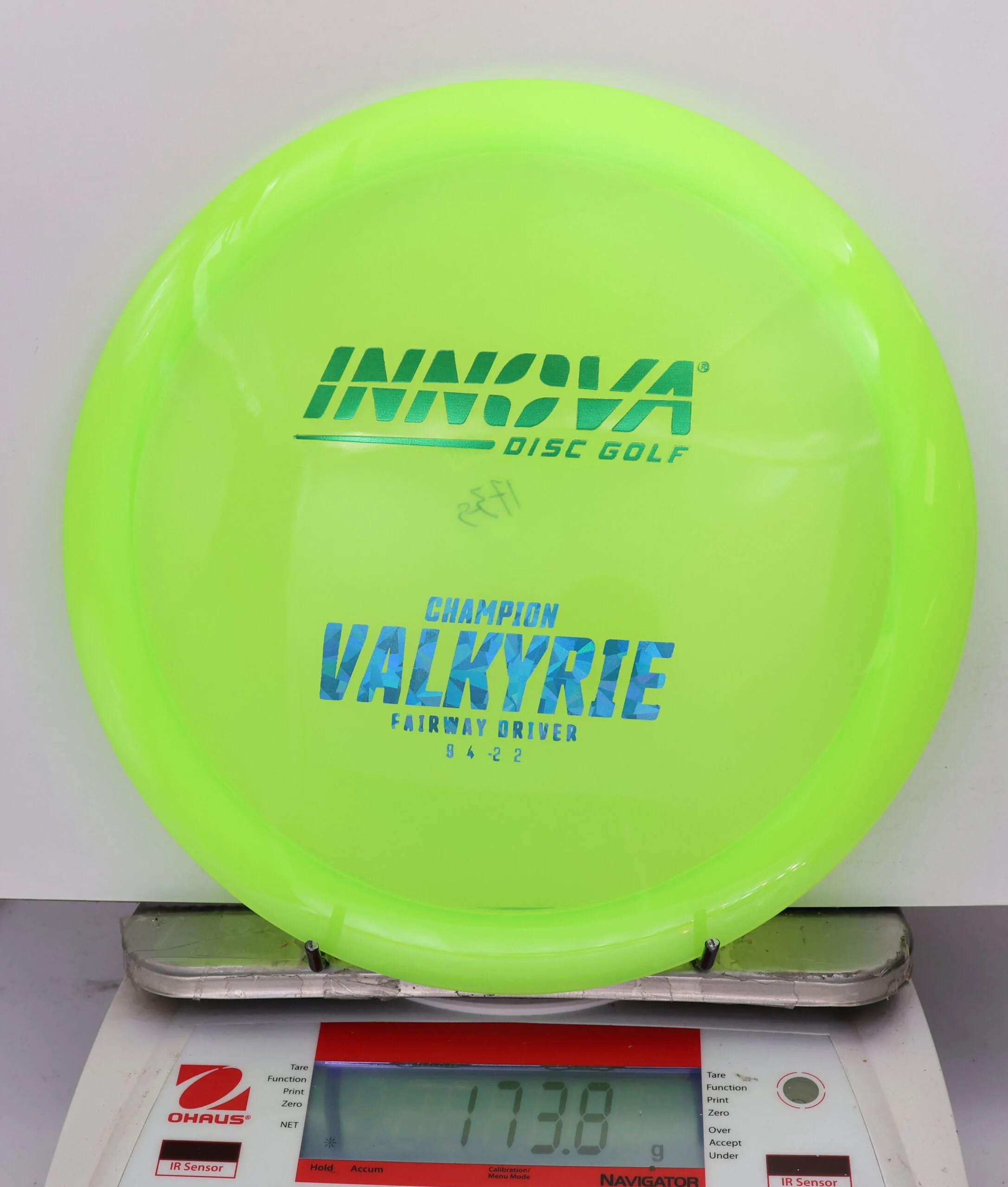 821621 Champion Valkyrie - #670 NGreen, 174
