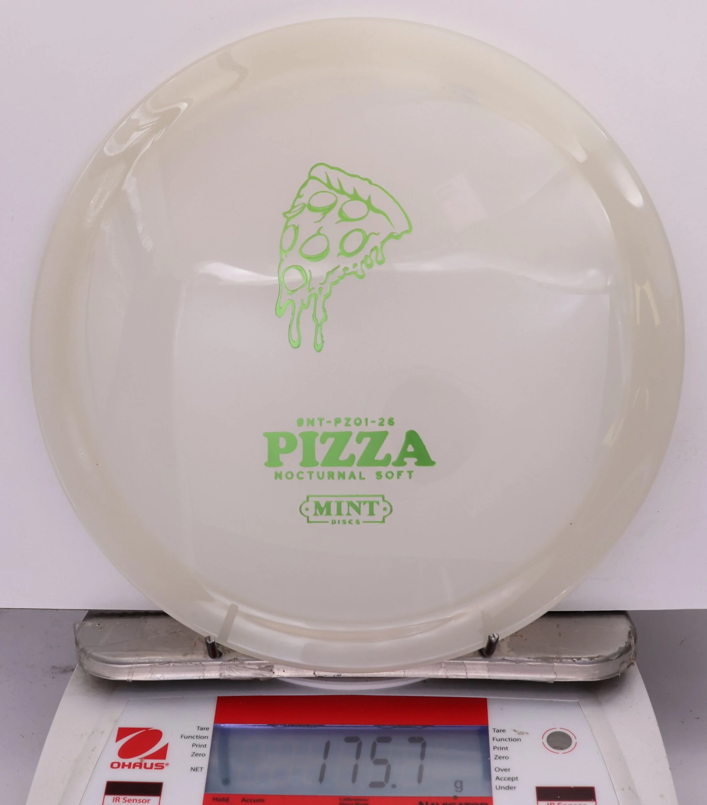 822564 Nocturnal Glow Soft Pizza - #01 Glow, 176