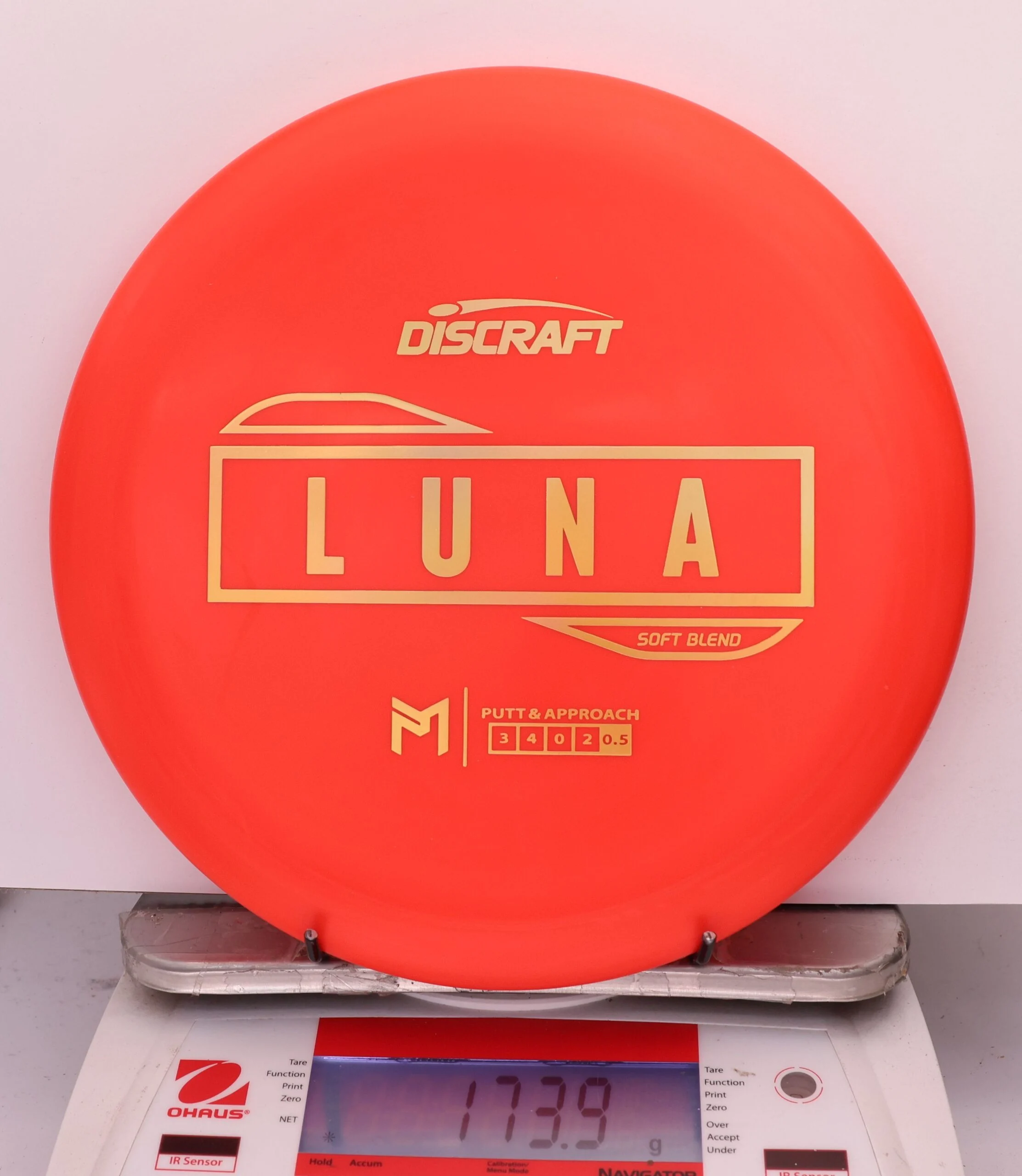 825399 Putter Line Soft Luna, Paul McBeth - #266 Red, 174