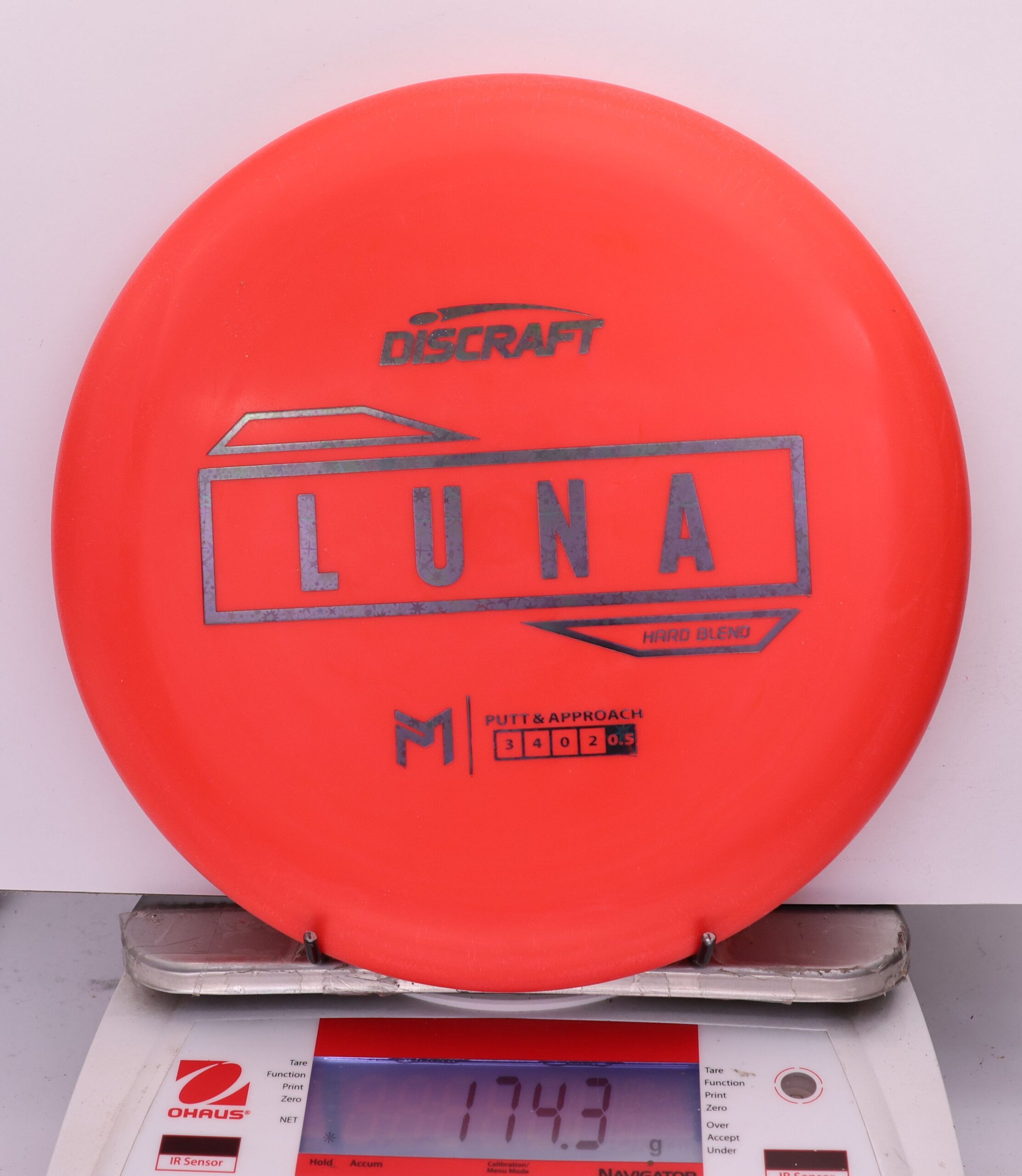 825592 Putter Line Hard Luna, Paul McBeth - #254 Red, 174