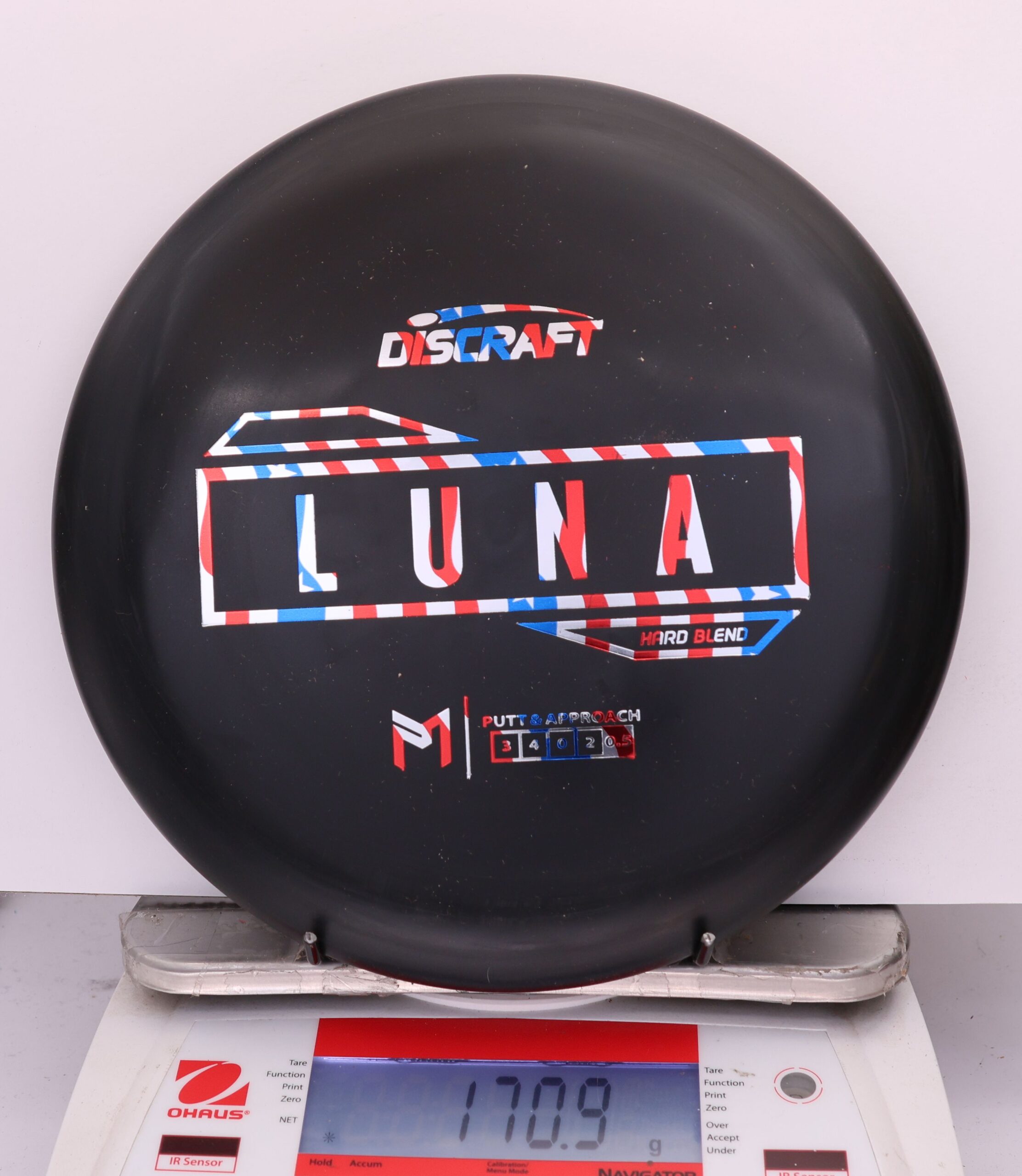 825602 Putter Line Hard Luna, Paul McBeth - #259 Black, 171