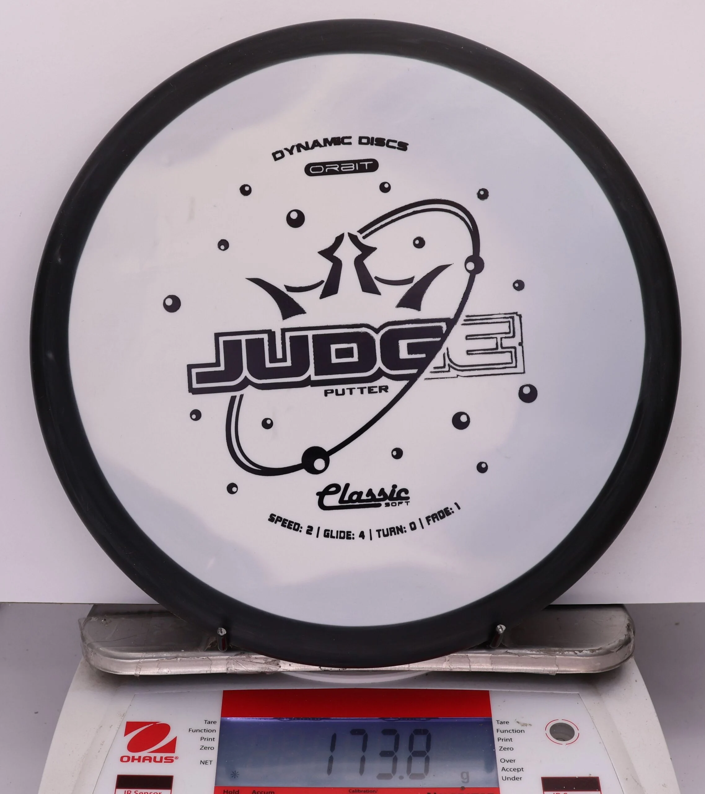 837236 Classic Soft Orbit Judge - #68 Black-White, 174
