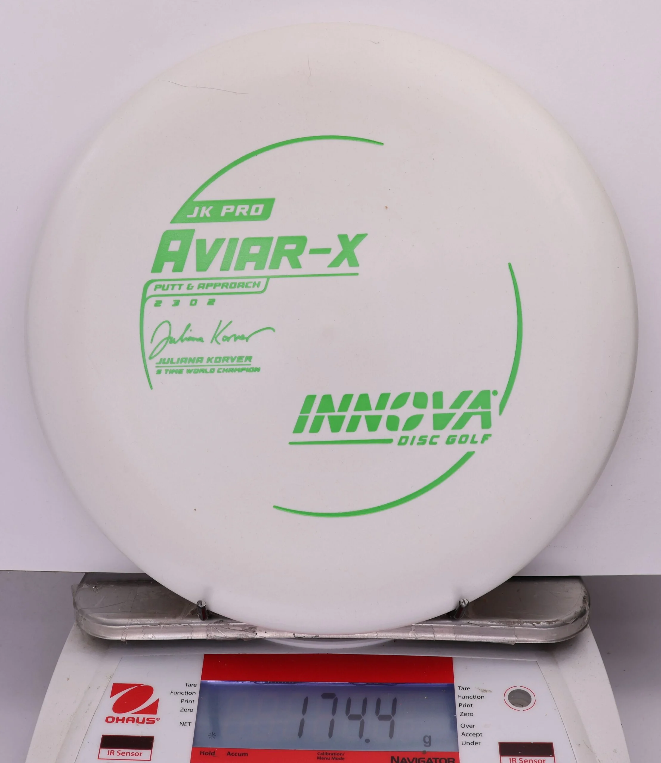 844888 JK Pro Aviar-x, Juliana Korver 5X - #713 White, 174