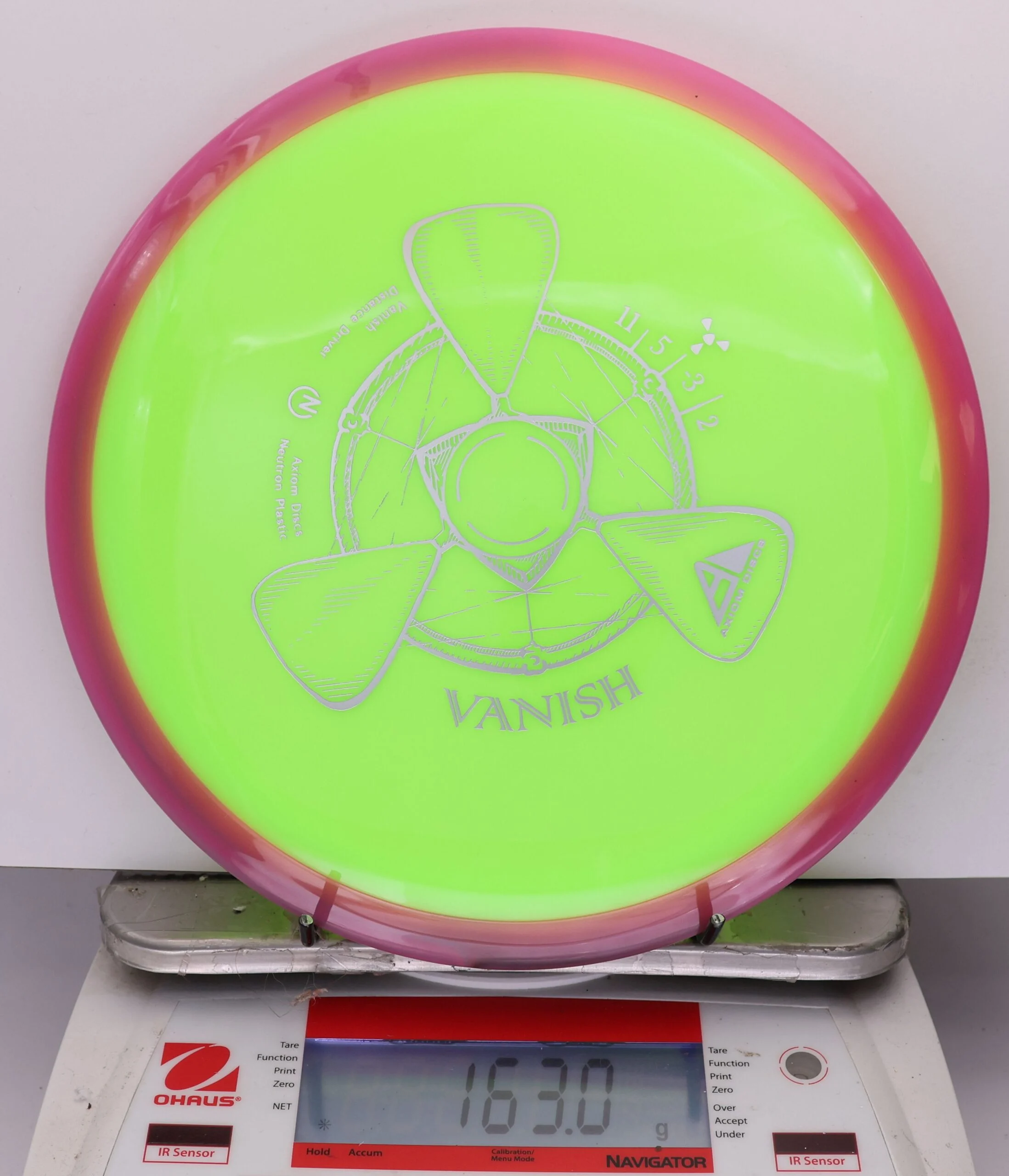 863697 Neutron Vanish - #406 Magenta-NYellow, 163