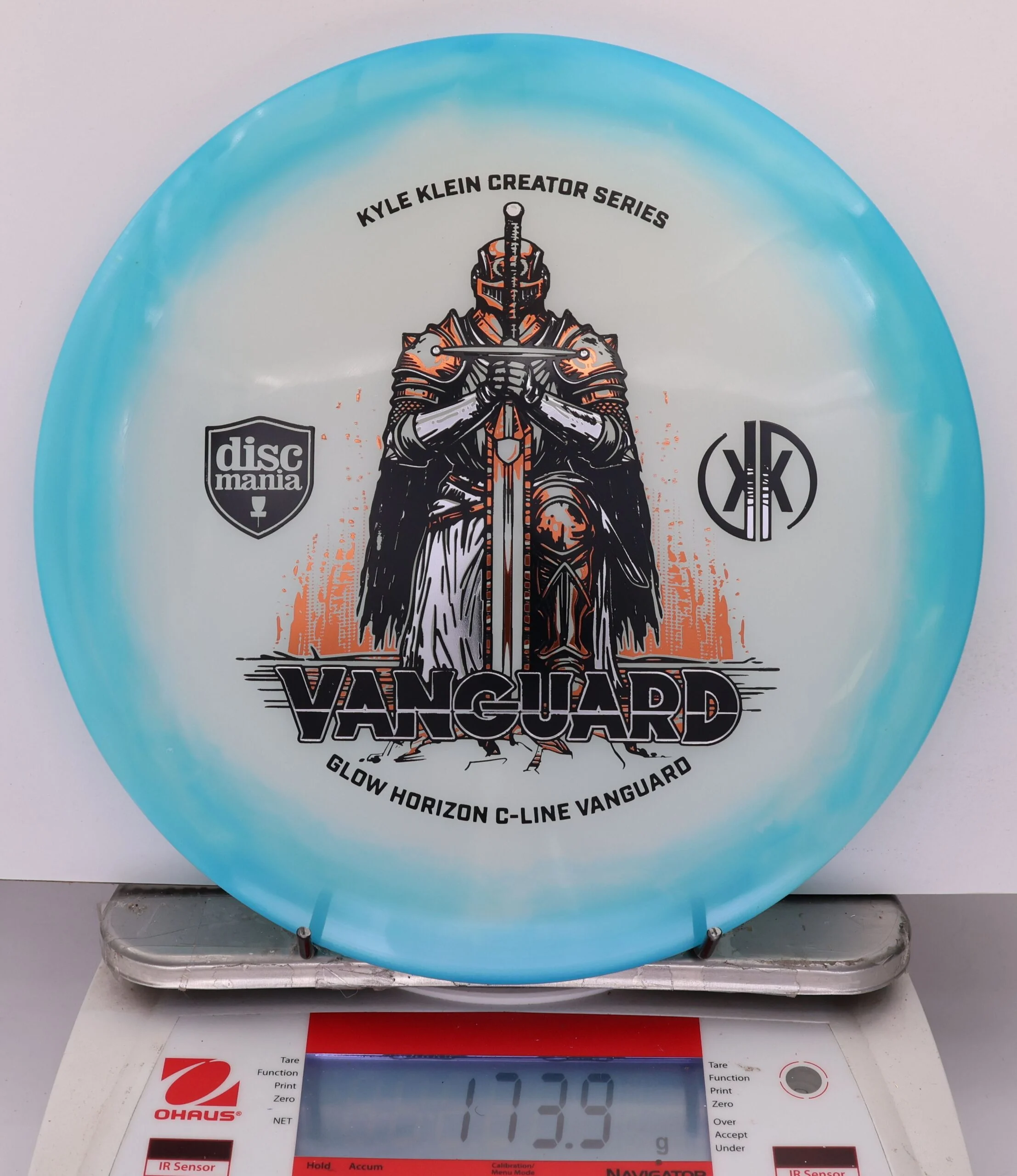 873826 Glow Horizon C-Line Vanguard, Kyle Klein 2026 Creator Series - #16 Aqua-White, 174