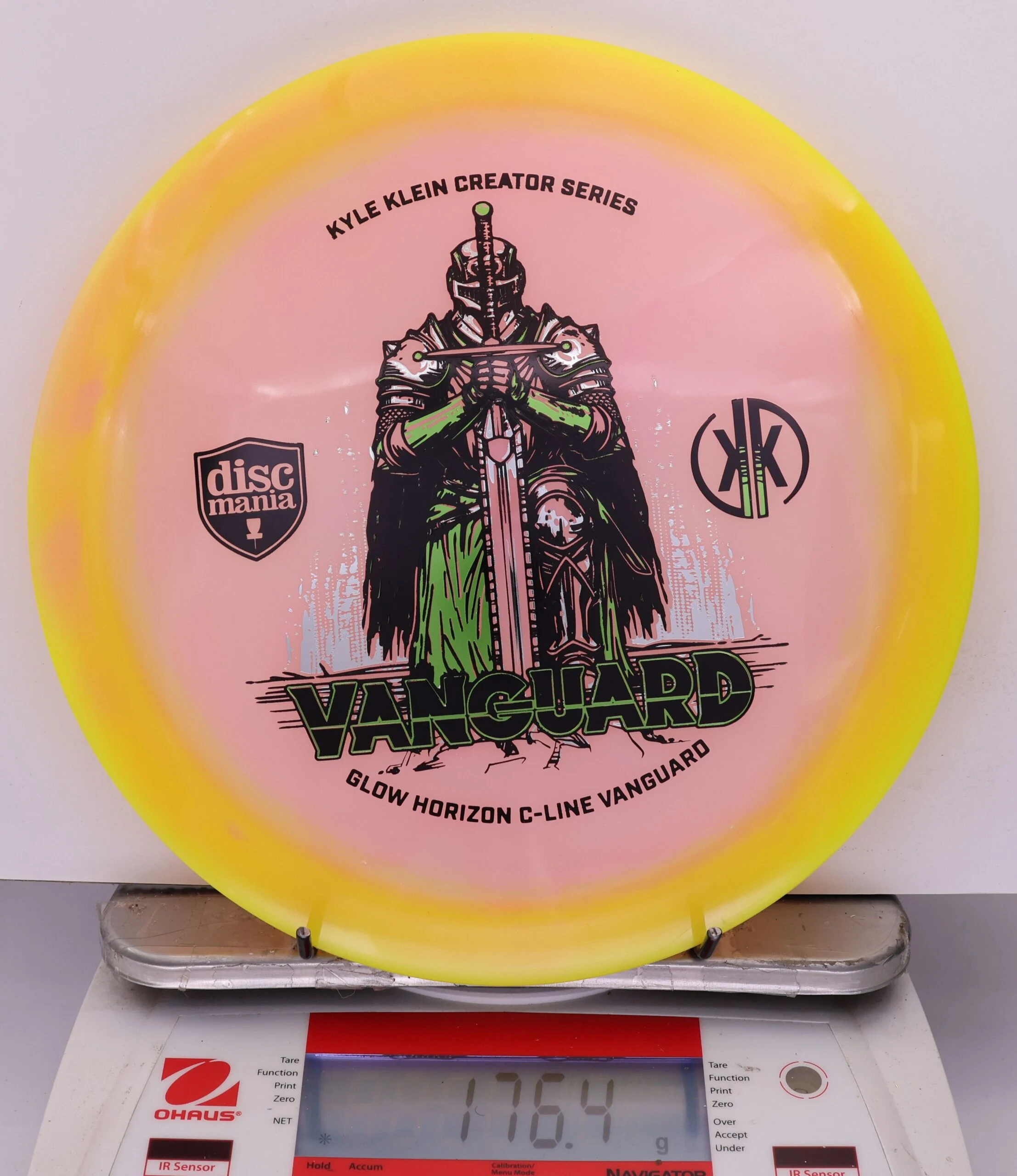 873851 Glow Horizon C-Line Vanguard, Kyle Klein 2026 Creator Series - #19 Yellow-Pink, 176